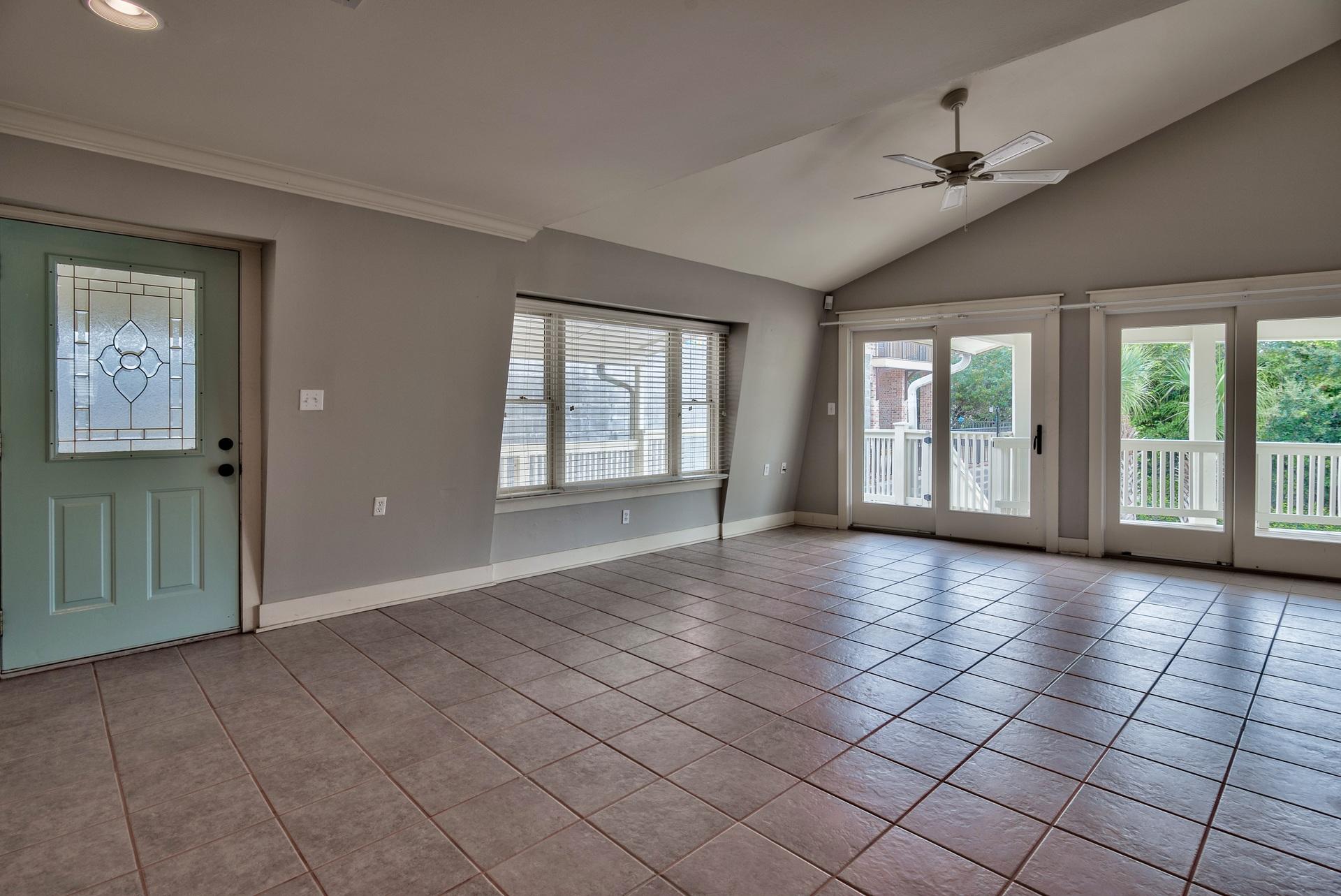 MIRAMAR BEACH - Residential