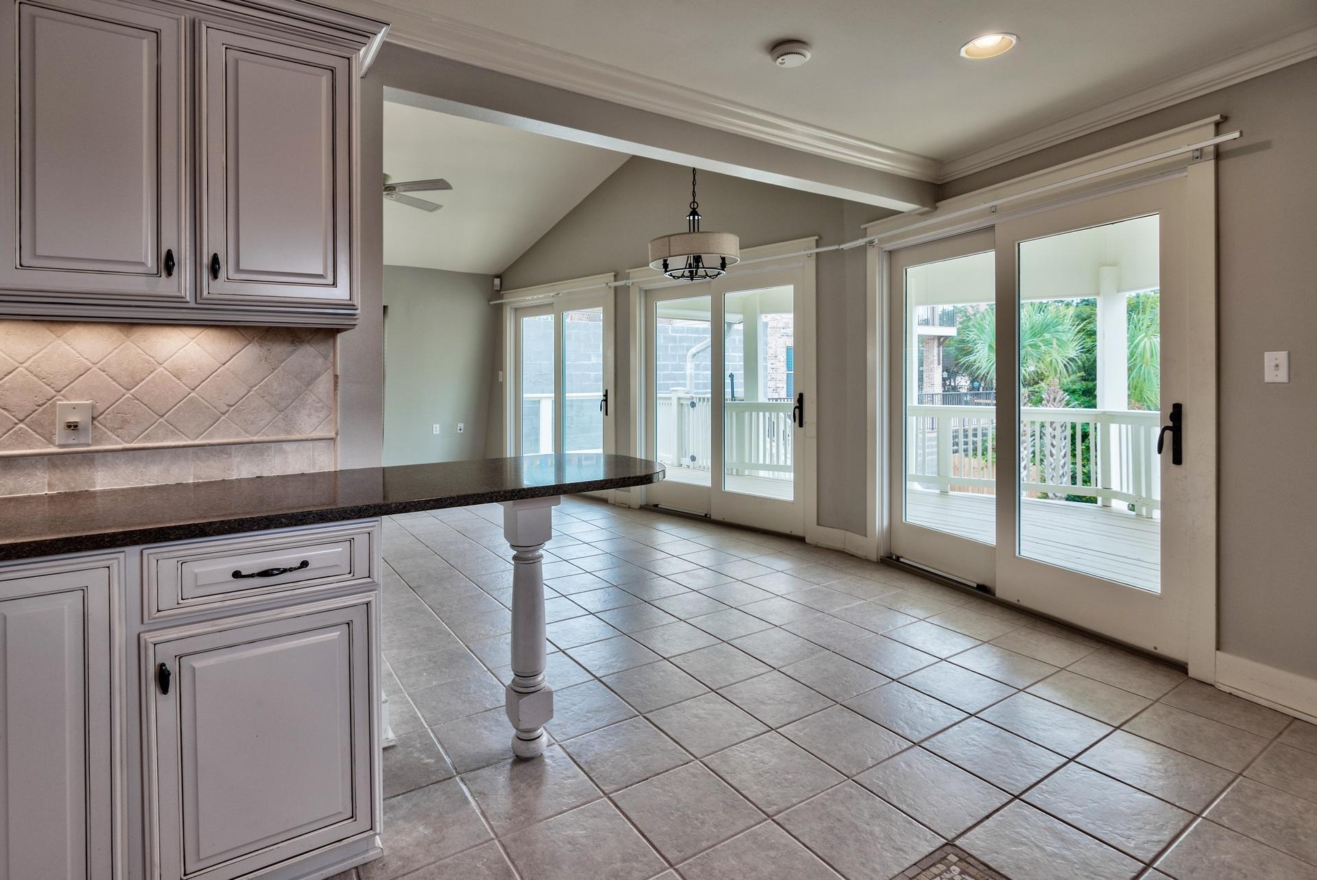 MIRAMAR BEACH - Residential