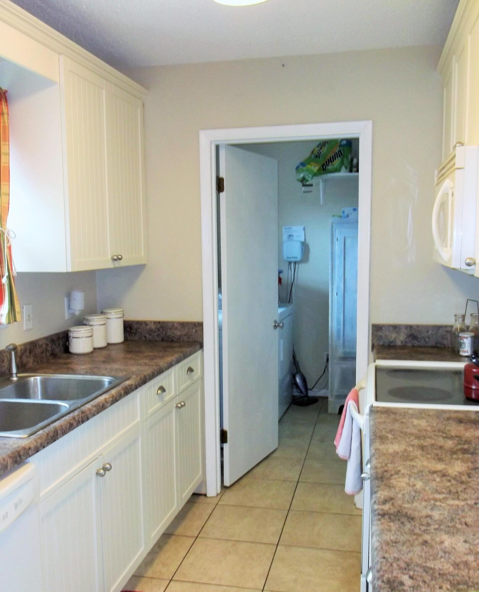 CIMARRON ESTATES - Residential