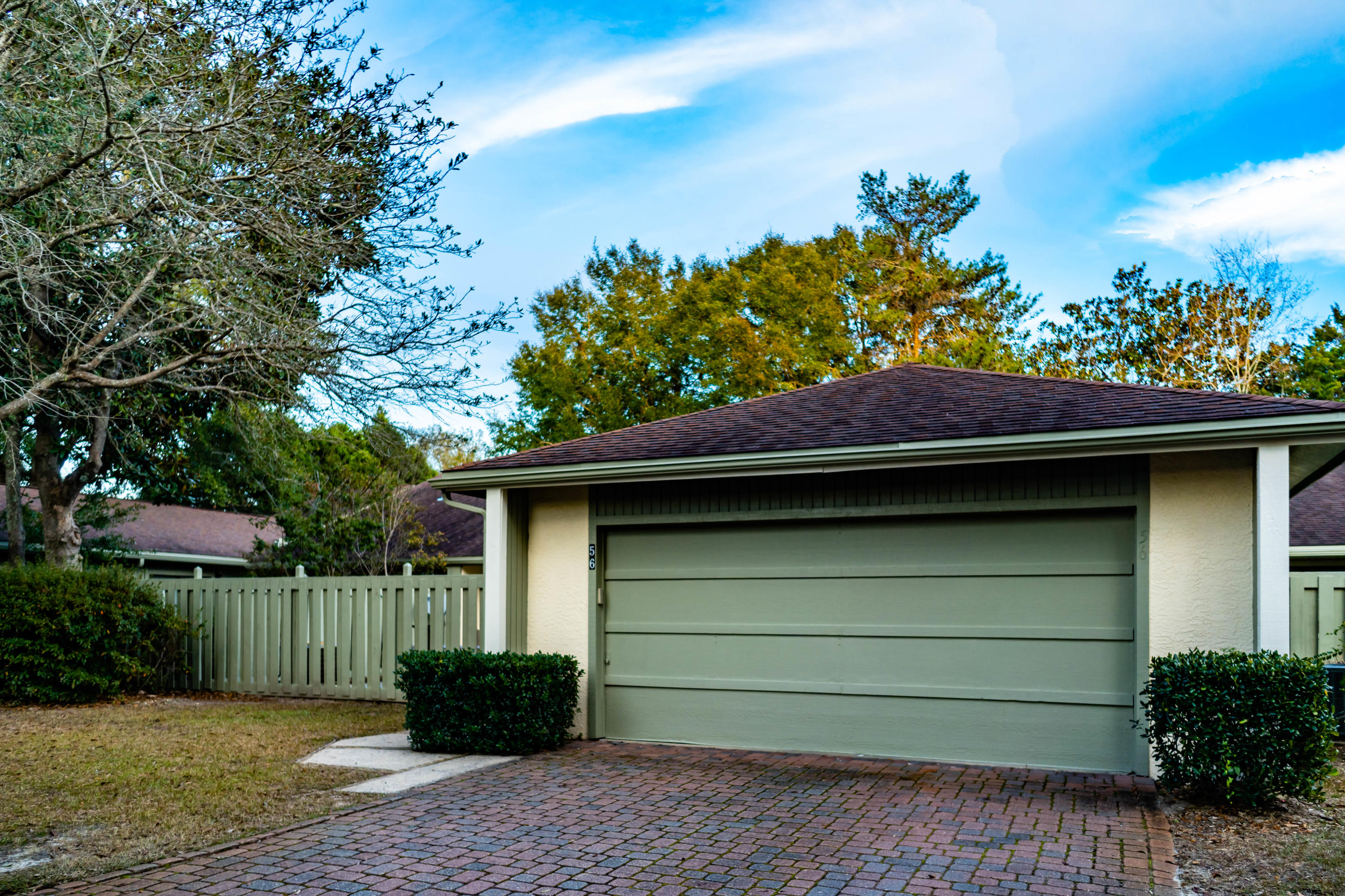 ROYAL OAK VILLAGE - Residential