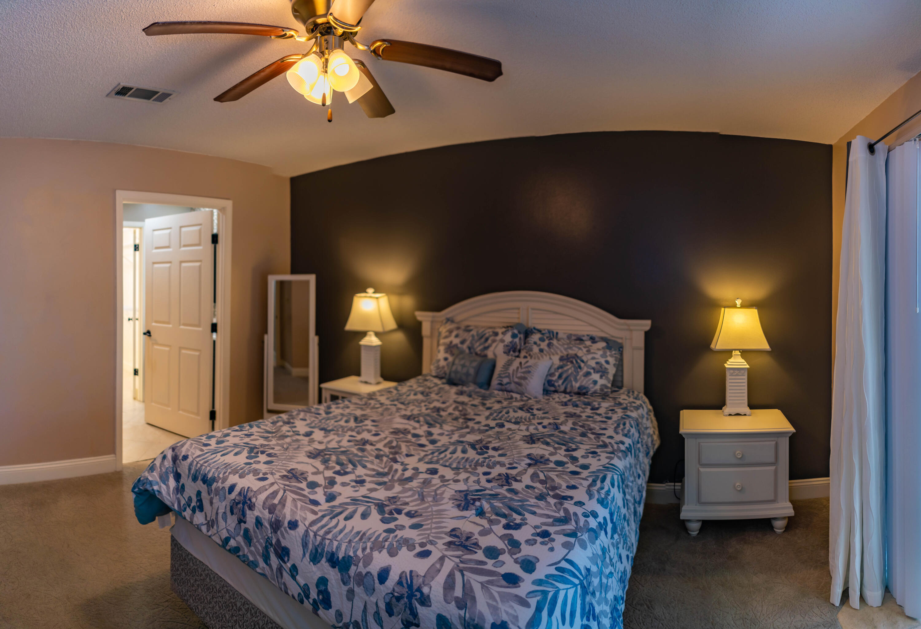 ROYAL OAK VILLAGE - Residential