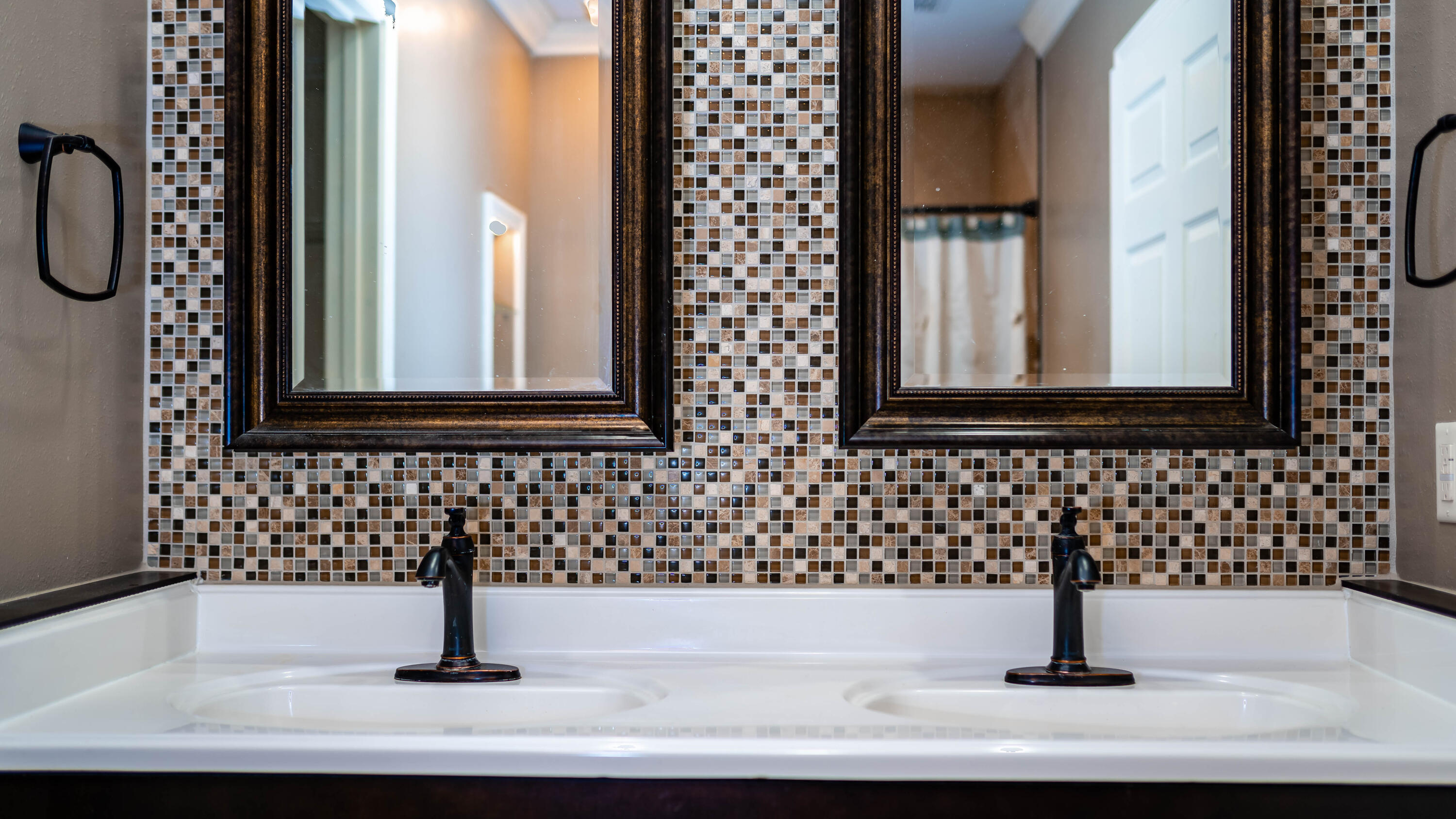 ROYAL OAK VILLAGE - Residential