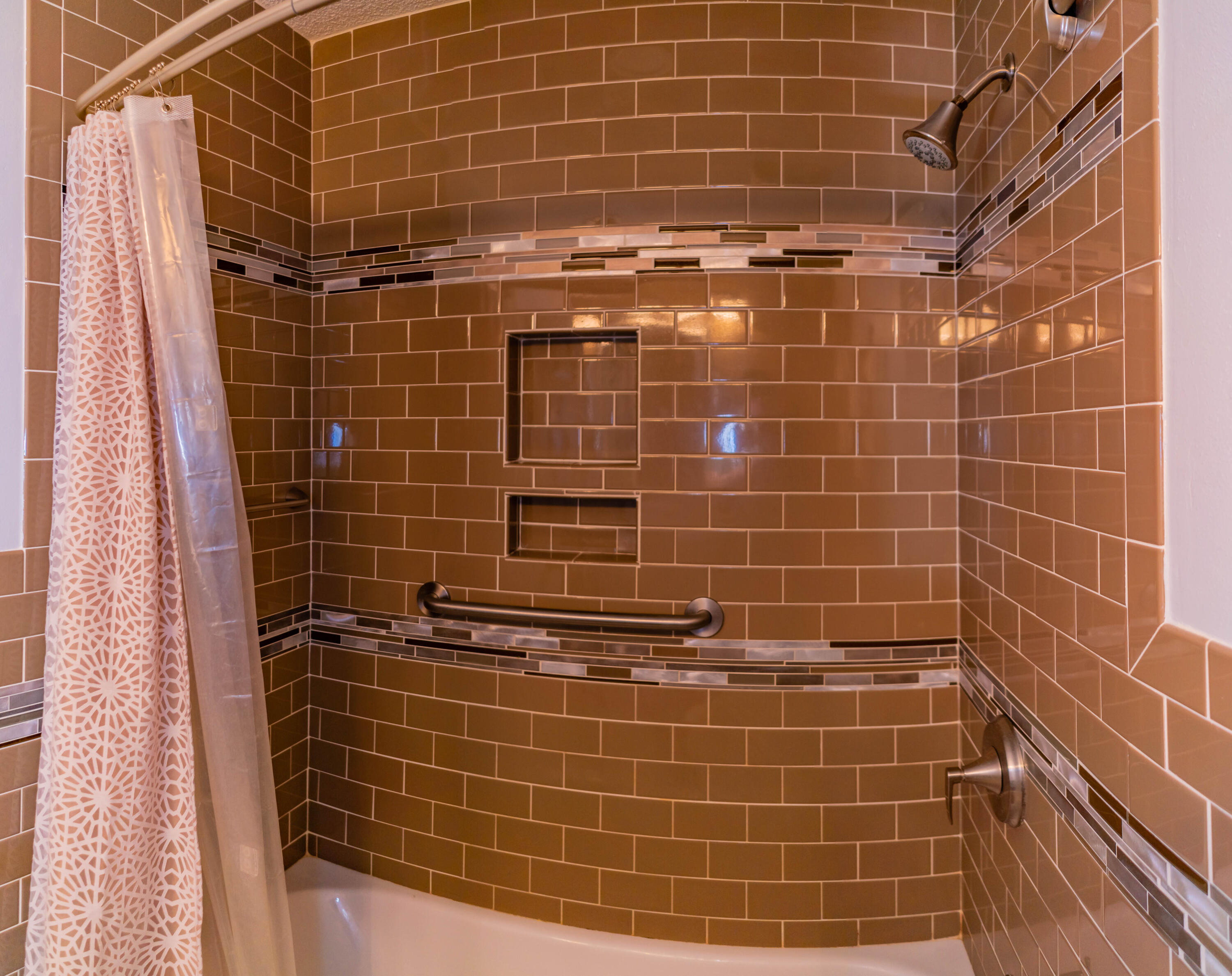 ROYAL OAK VILLAGE - Residential