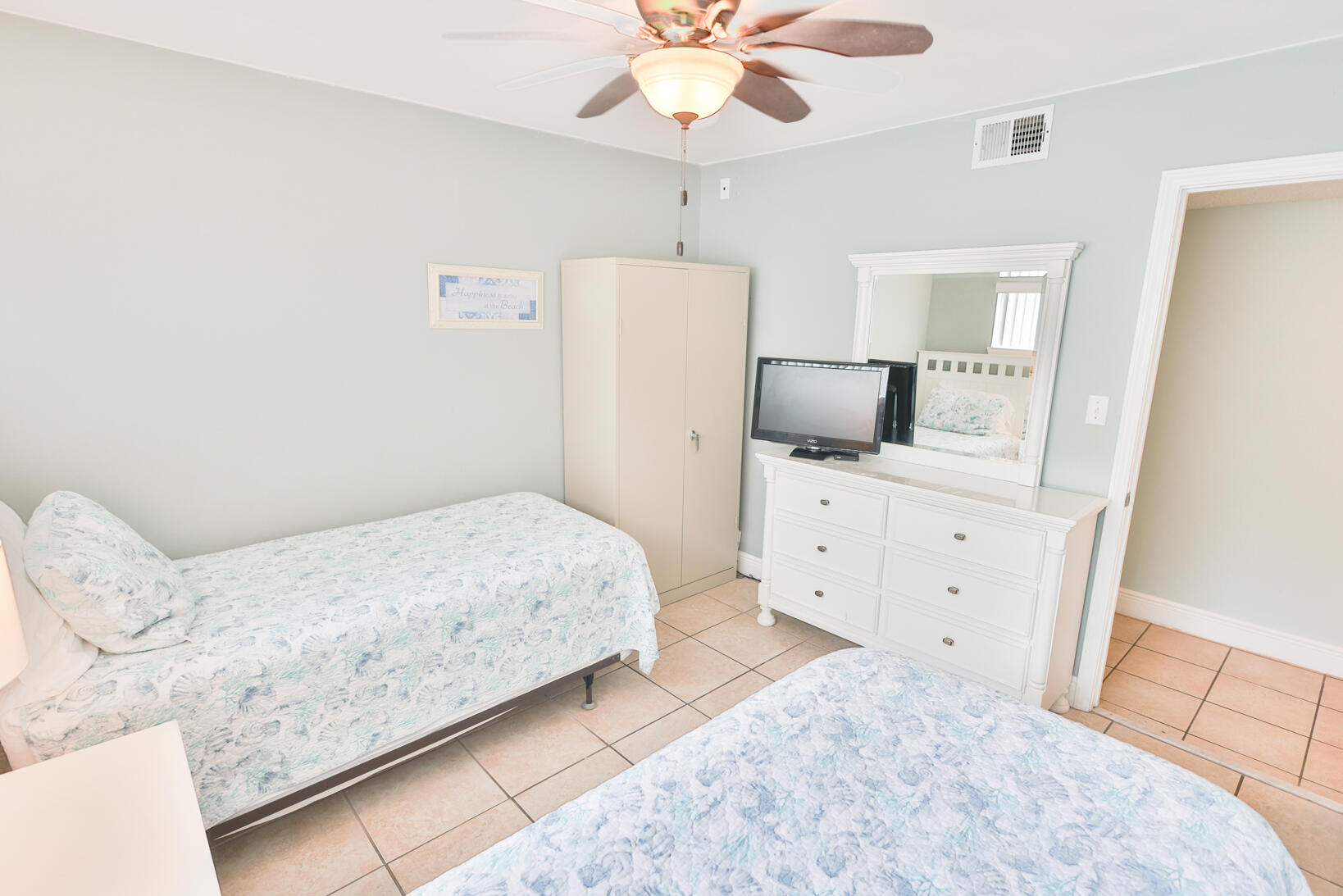 VISTA DEL MAR CONDO - Residential