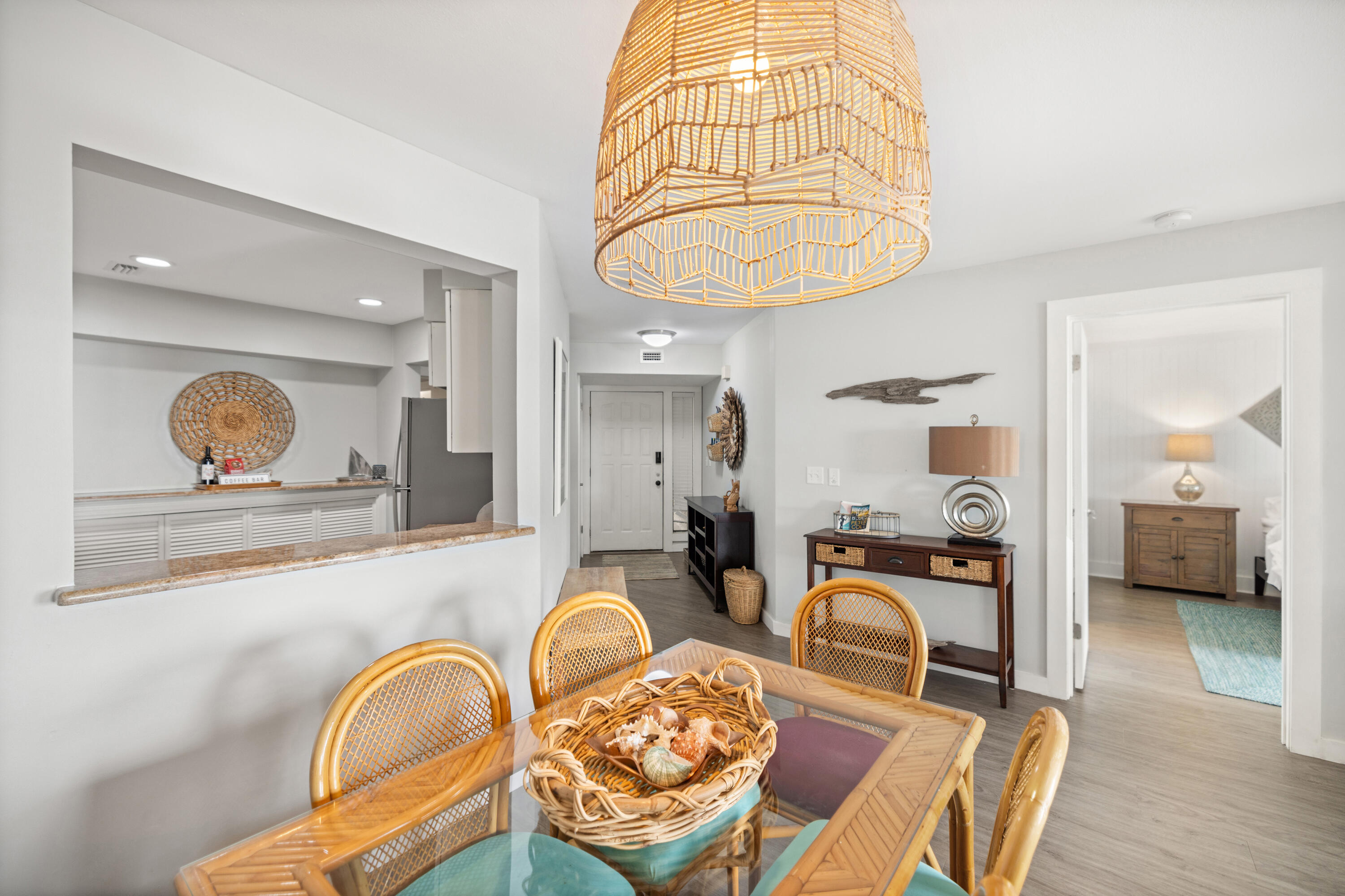 BAY VILLAS CONDOS - Residential