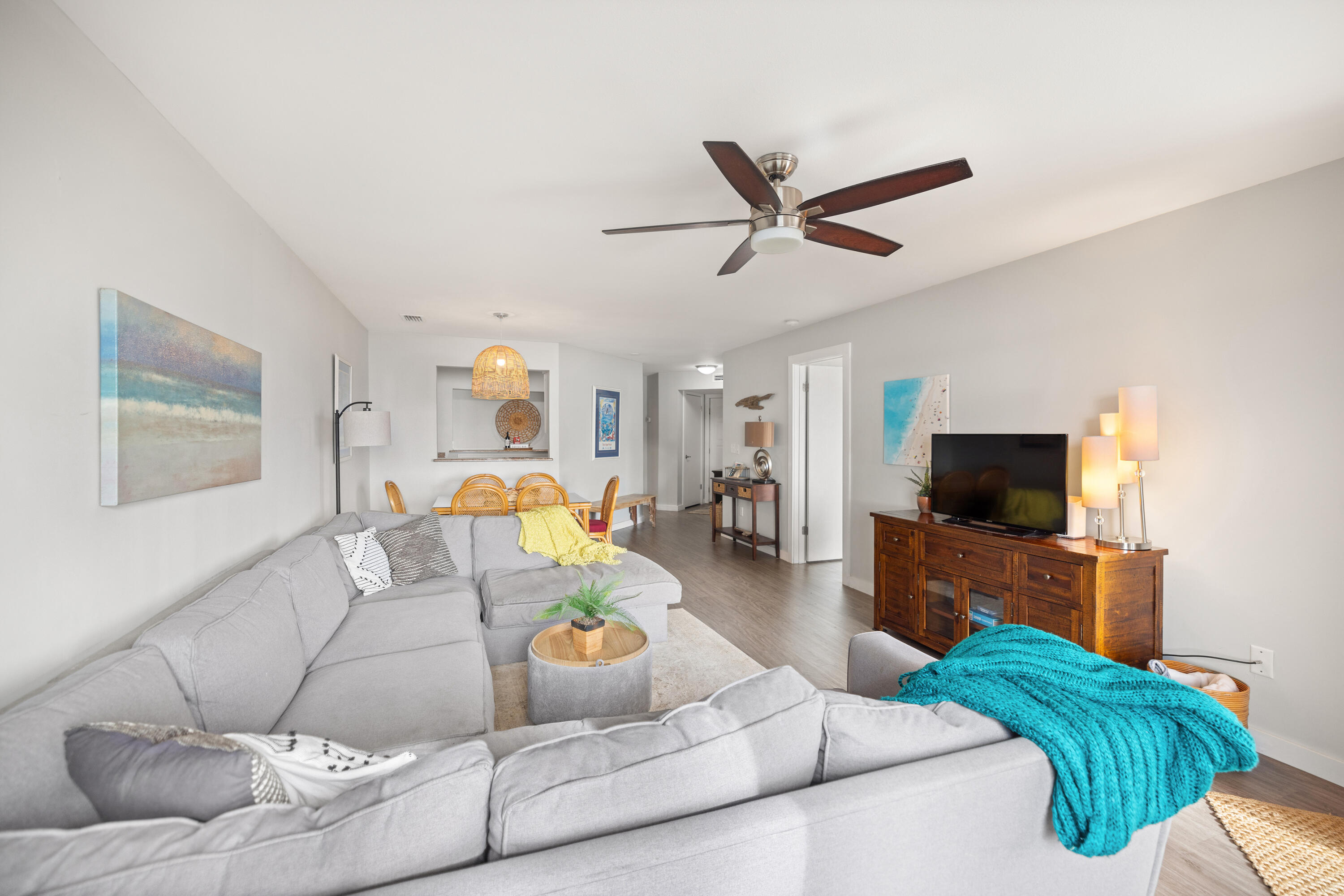 BAY VILLAS CONDOS - Residential