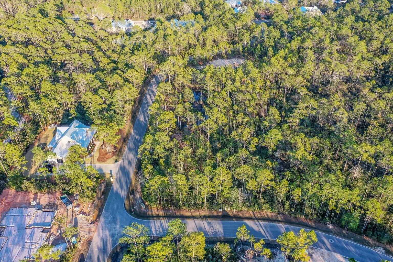 SECLUSION BAY - Land