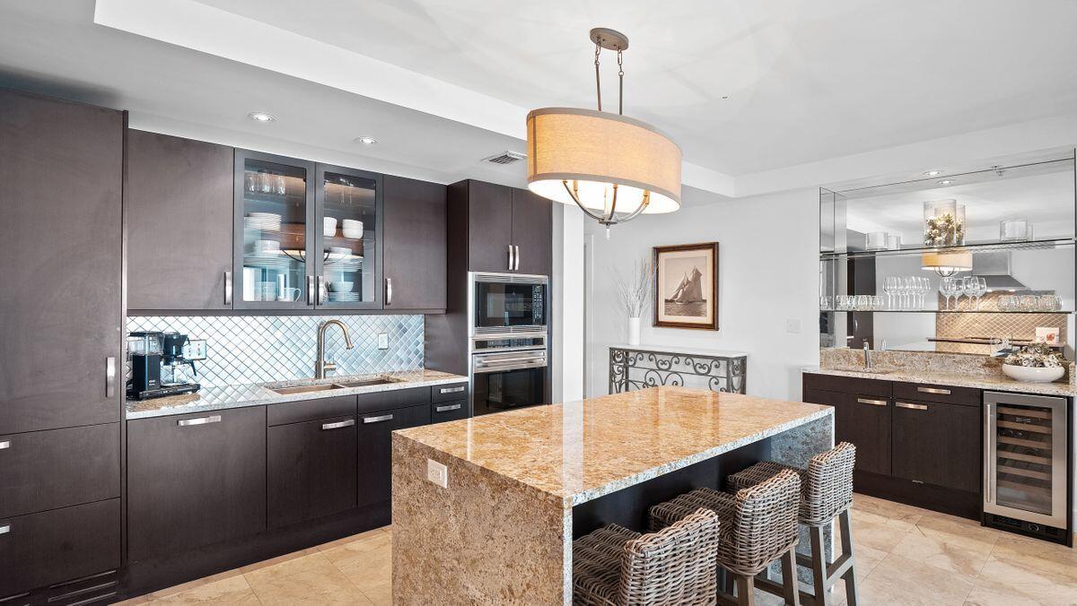 PARK PLACE ON SEAGROVE BEACH - Residential