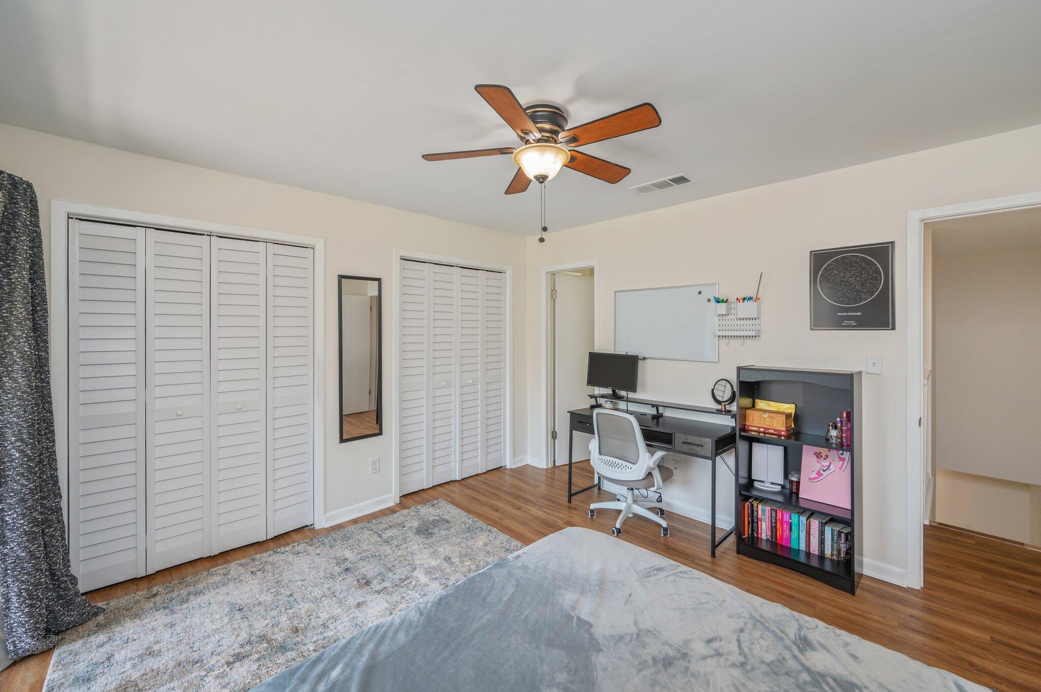 BIENVILLE SQUARE T/H - Residential