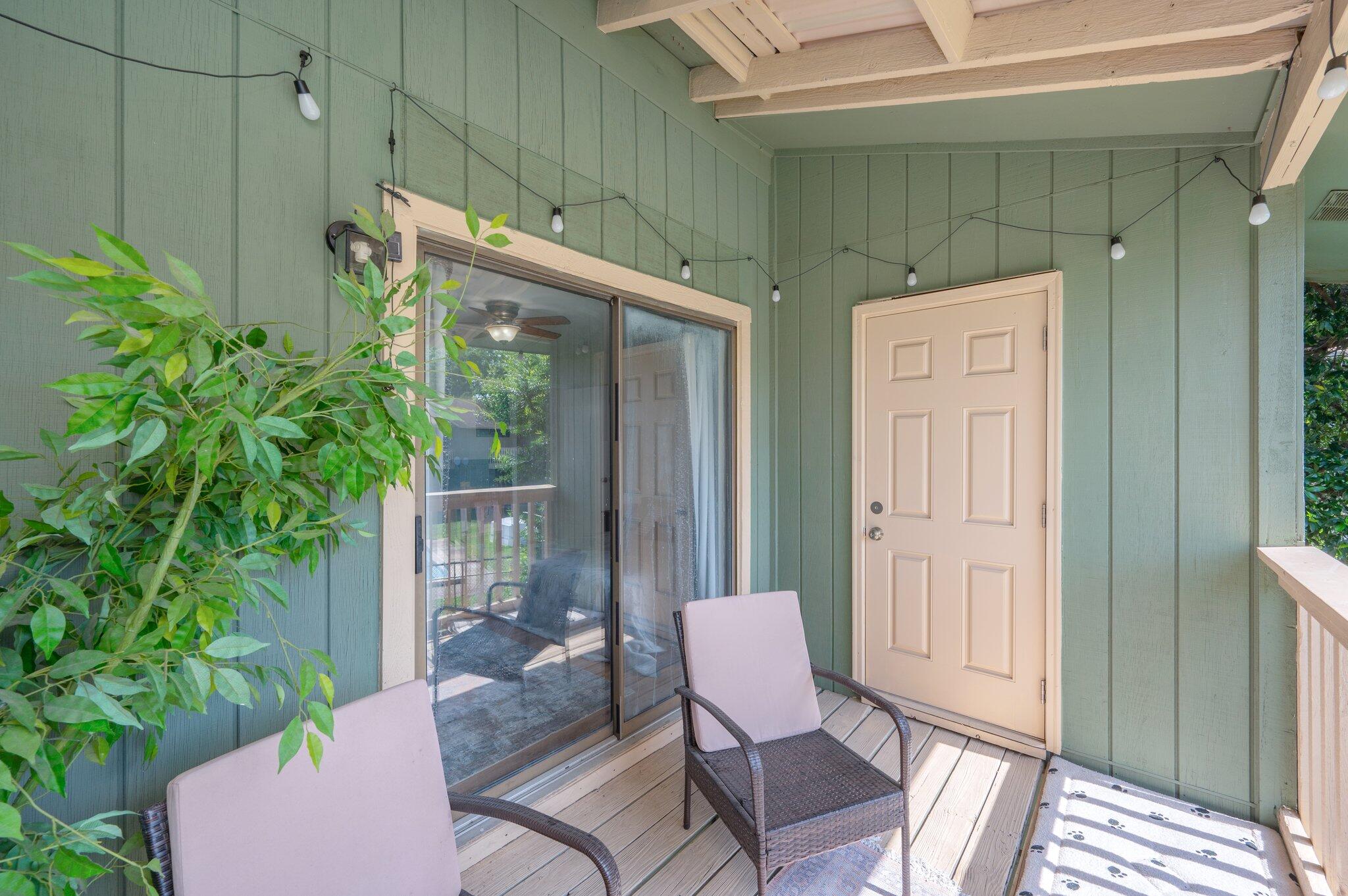 BIENVILLE SQUARE T/H - Residential