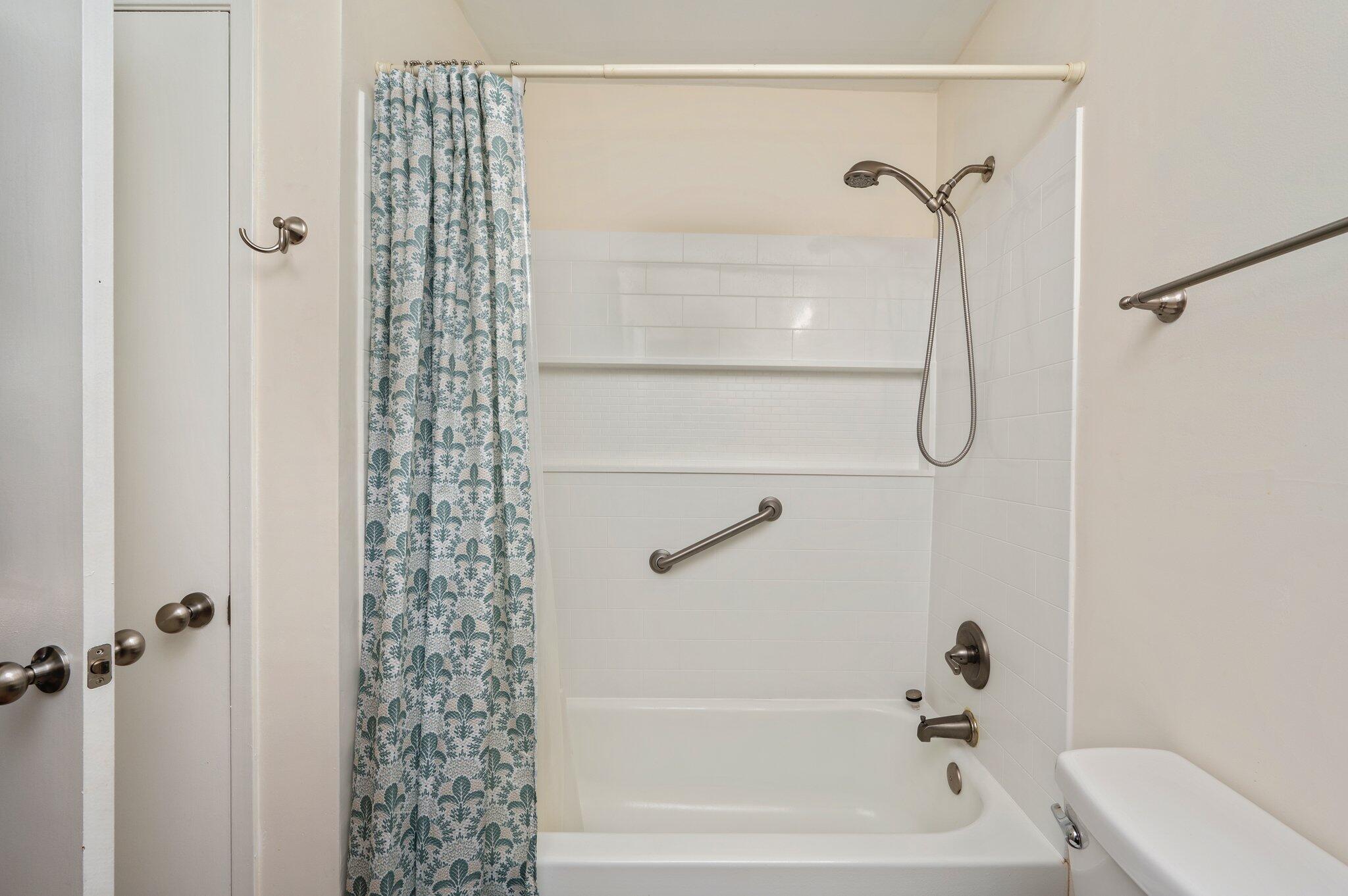 BIENVILLE SQUARE T/H - Residential