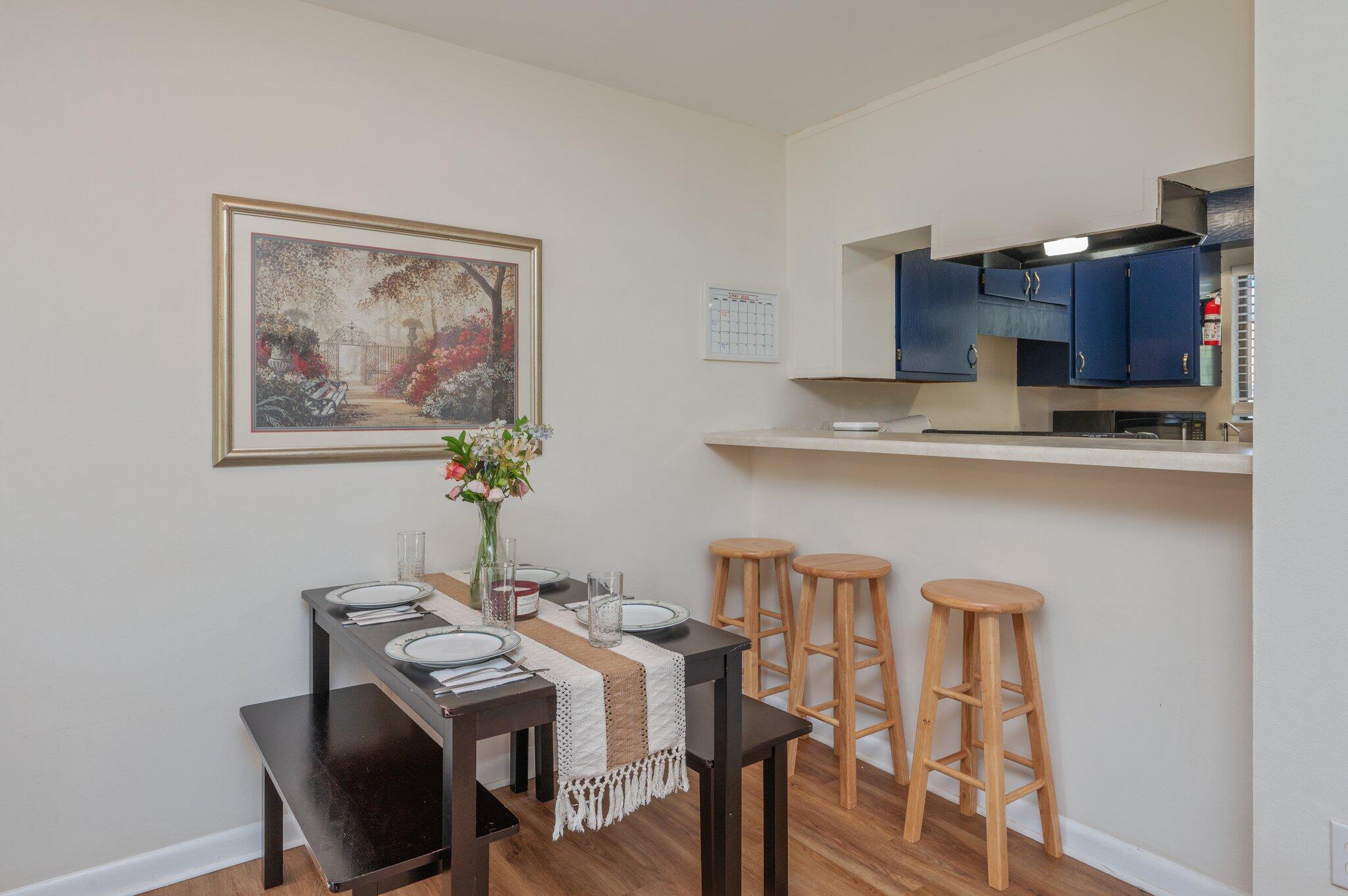 BIENVILLE SQUARE T/H - Residential
