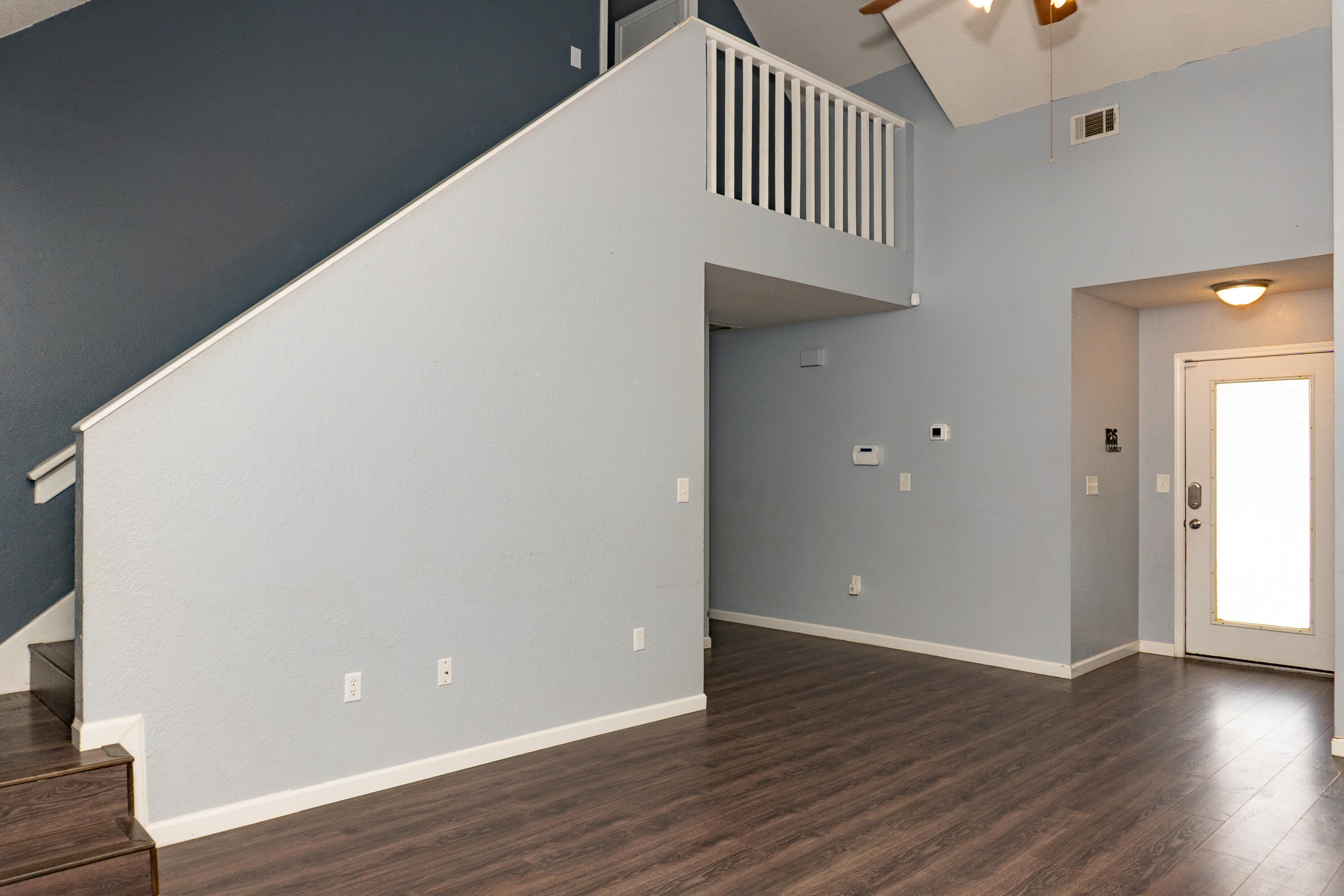 COUNTRYVIEW ESTATES 1ST ADDN - Residential Lease