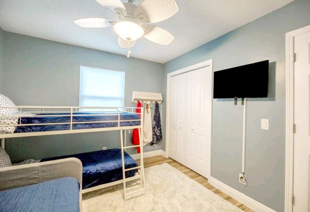 TREASURE ISLAND - Residential