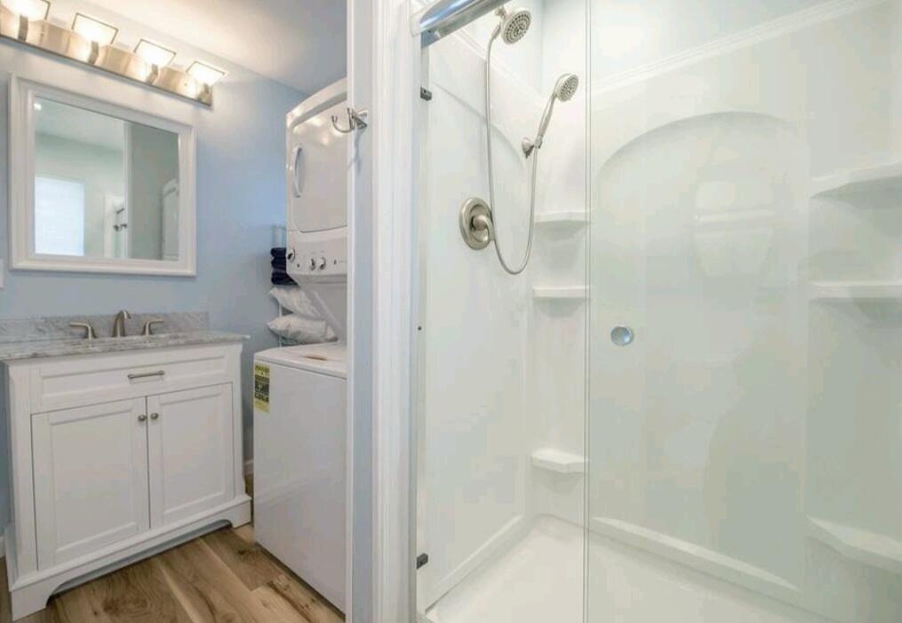 TREASURE ISLAND - Residential