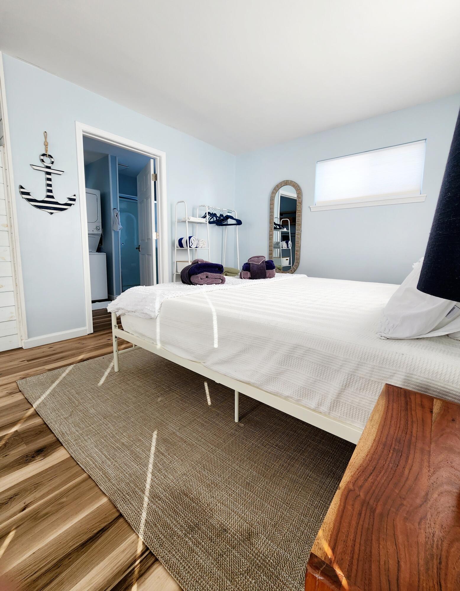 TREASURE ISLAND - Residential