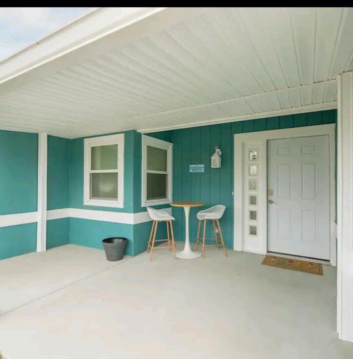 TREASURE ISLAND - Residential