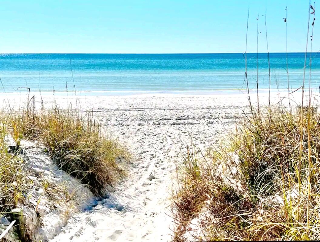 TREASURE ISLAND - Residential