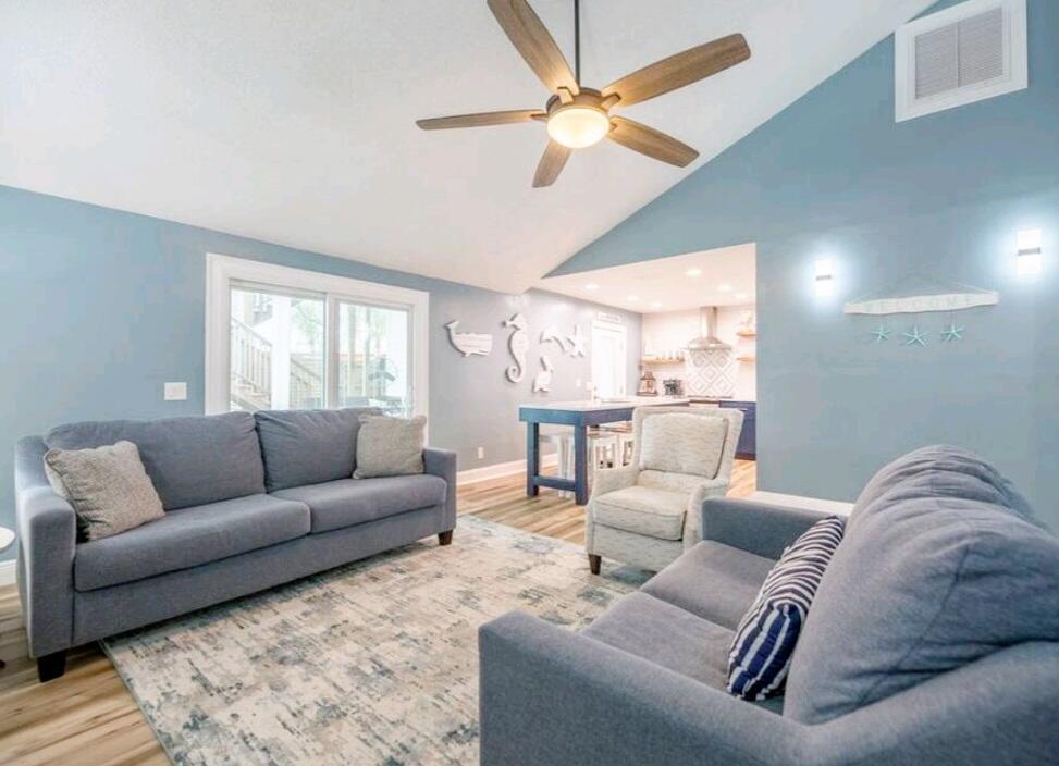 TREASURE ISLAND - Residential