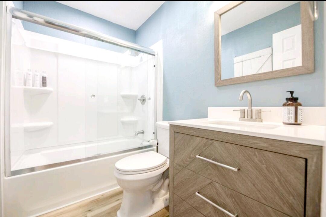 TREASURE ISLAND - Residential