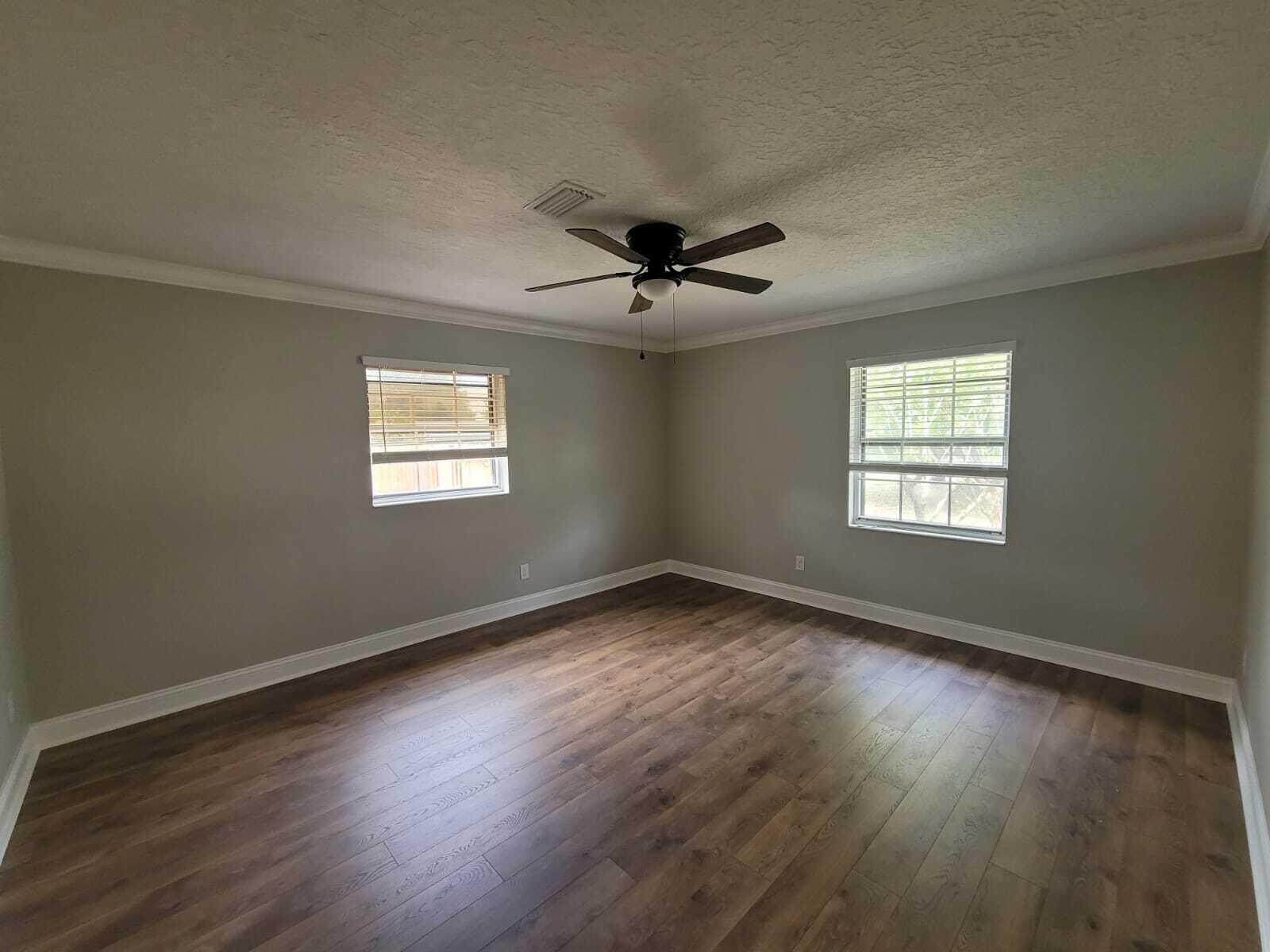 CAROL ANNE MANOR 1ST ADDN - Residential