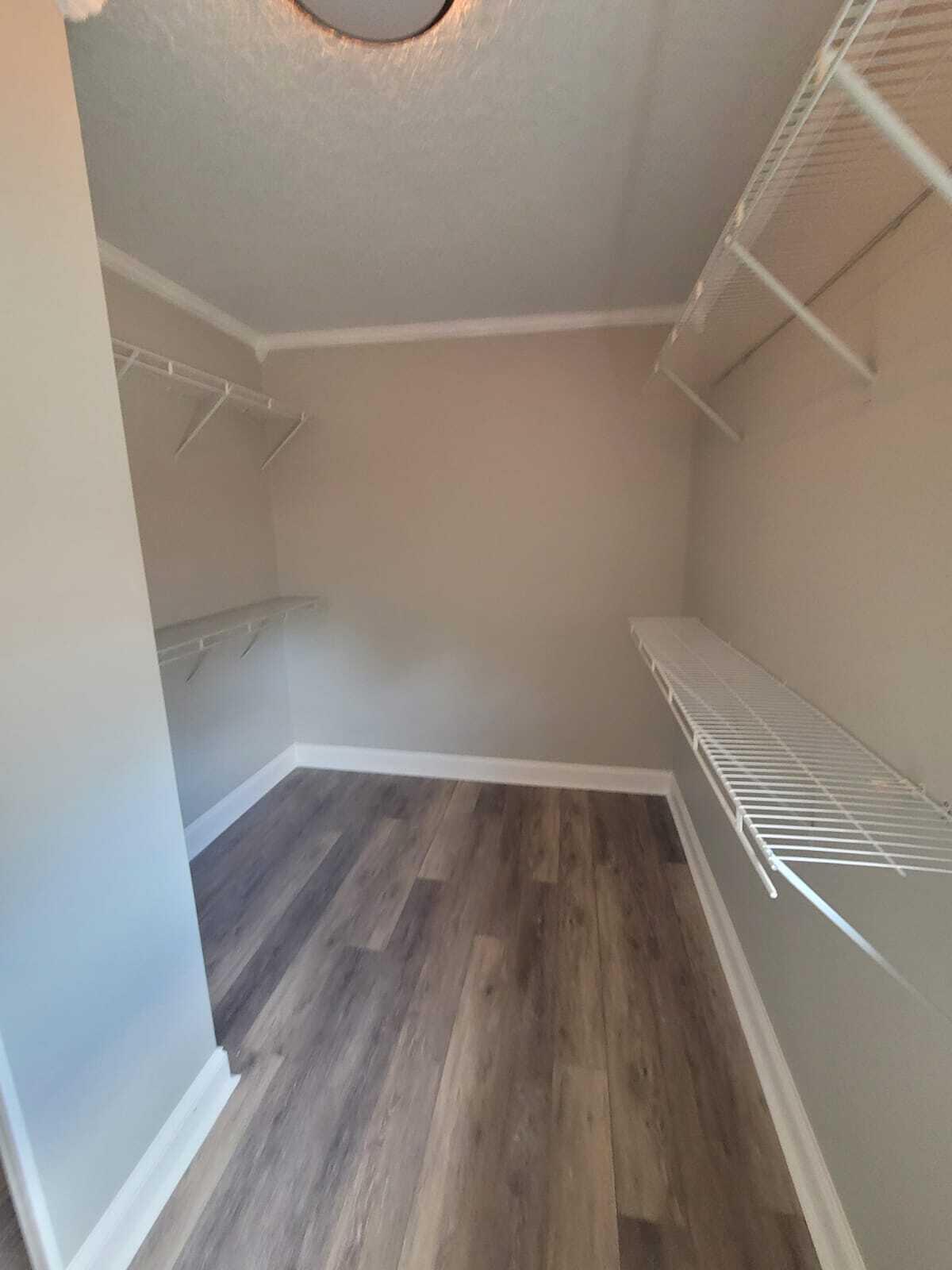 CAROL ANNE MANOR 1ST ADDN - Residential