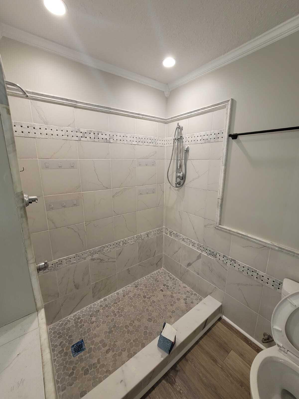 CAROL ANNE MANOR 1ST ADDN - Residential