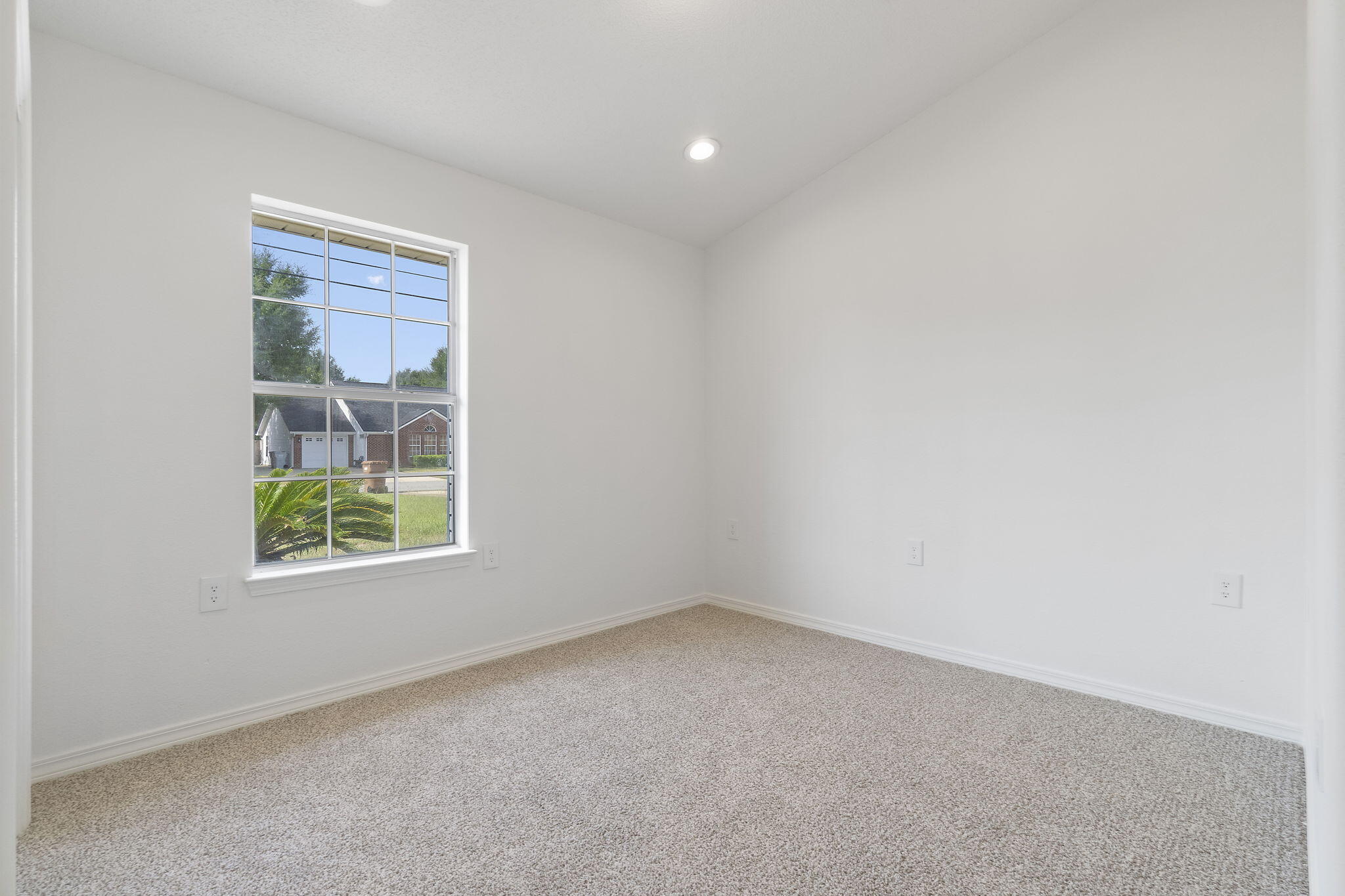 LIVE OAK - Residential