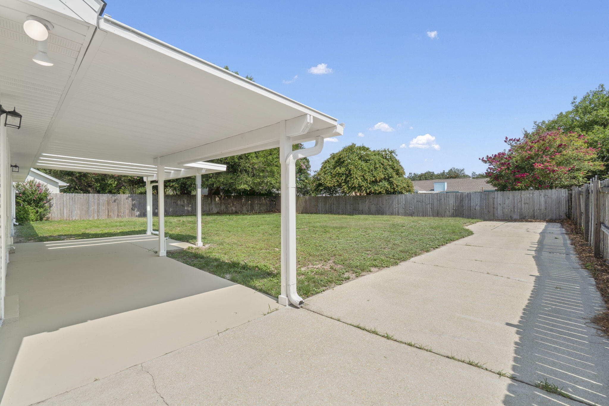 LIVE OAK - Residential