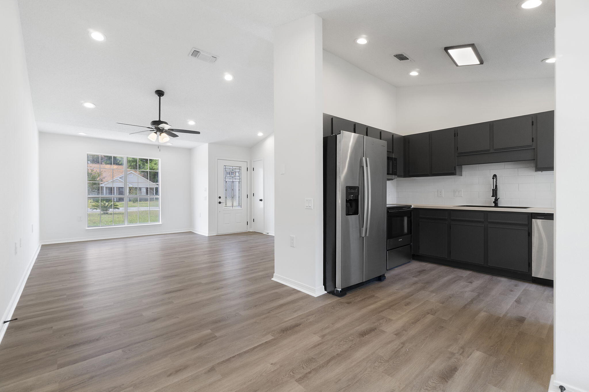 LIVE OAK - Residential