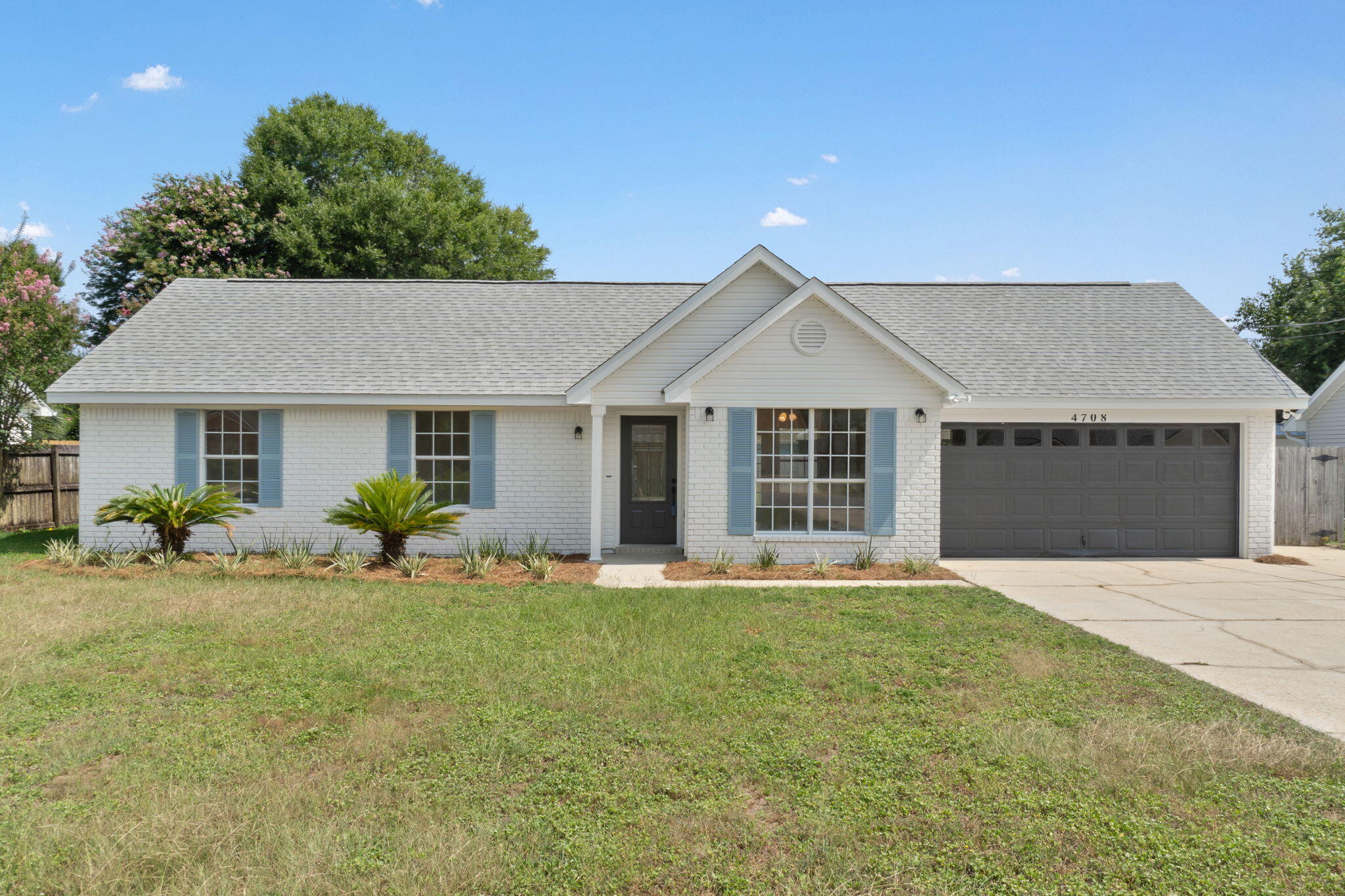 LIVE OAK - Residential