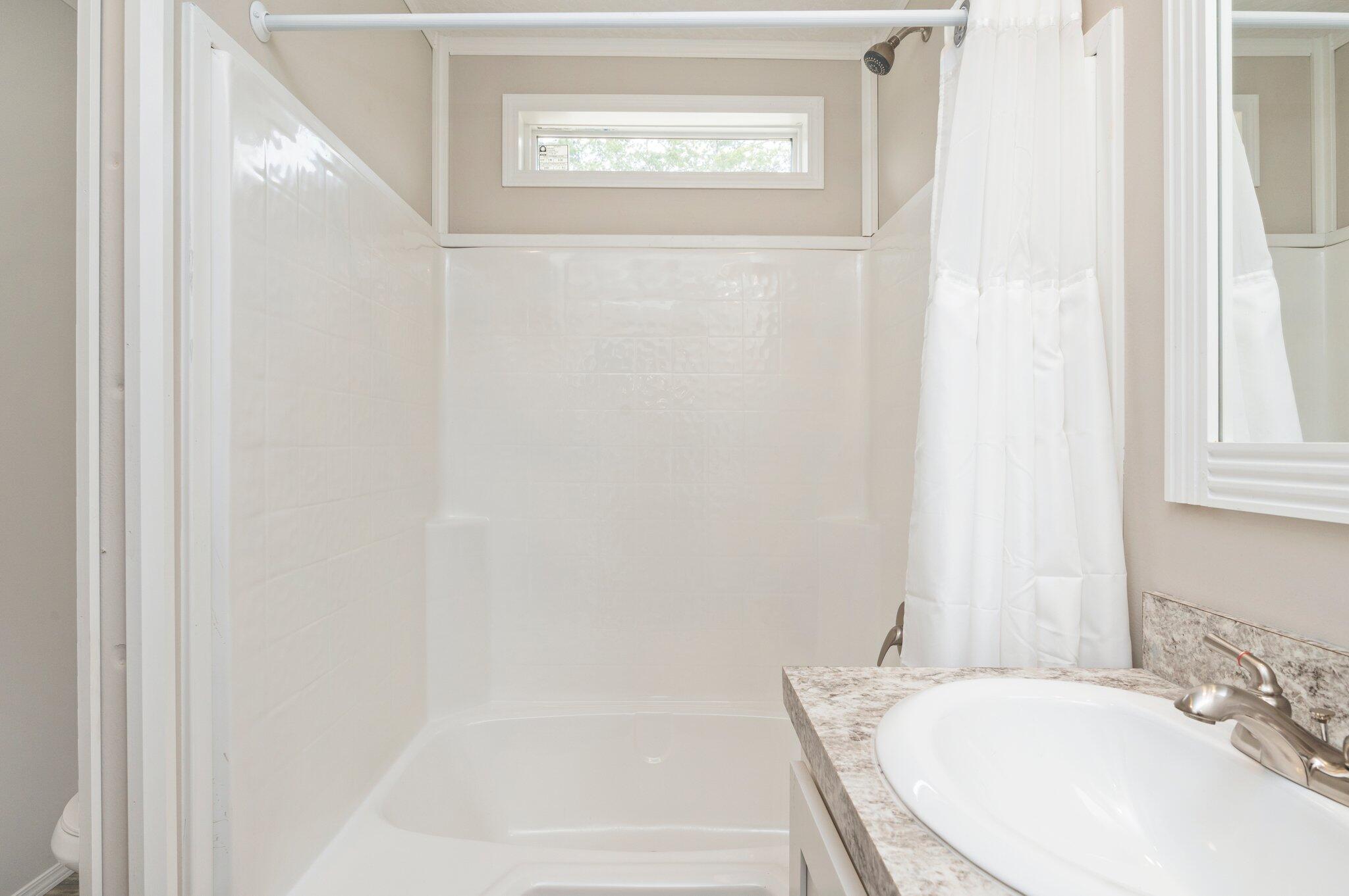 COUNTRY CLUB MANOR EAST - Residential