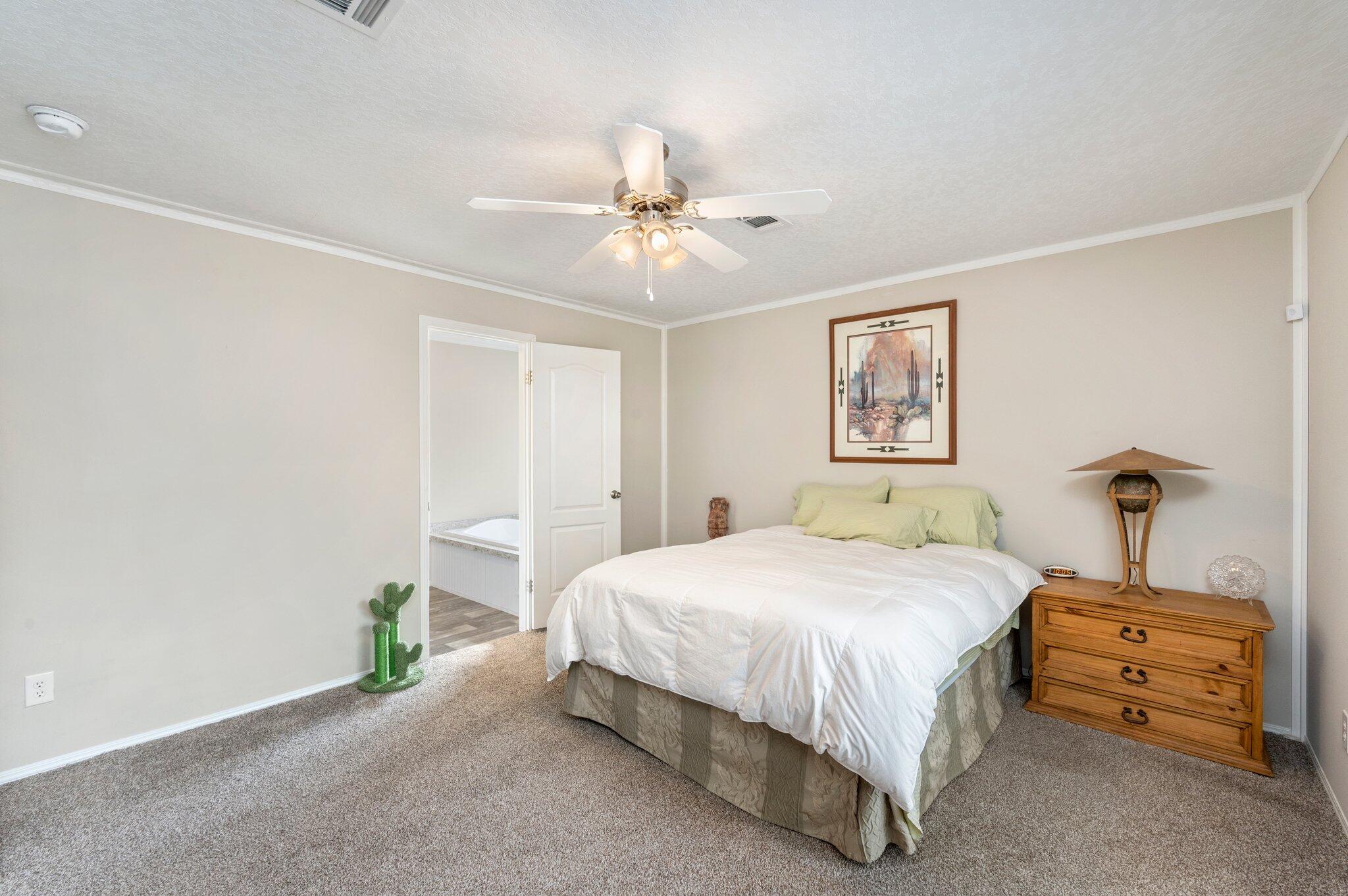 COUNTRY CLUB MANOR EAST - Residential