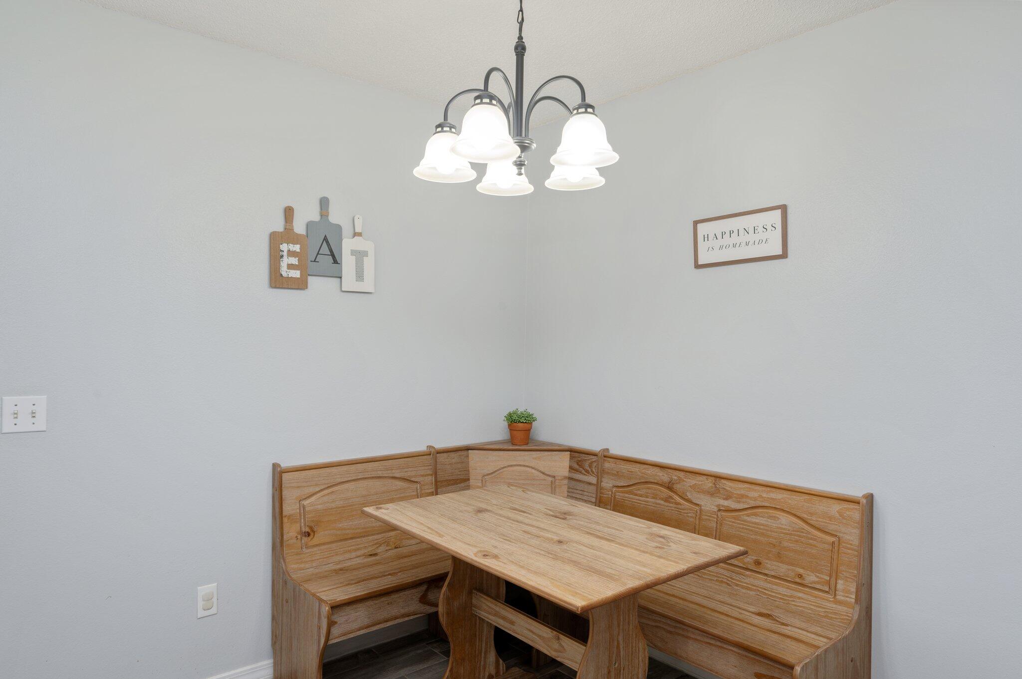 NORTHVIEW ESTATES 7TH ADDN - Residential