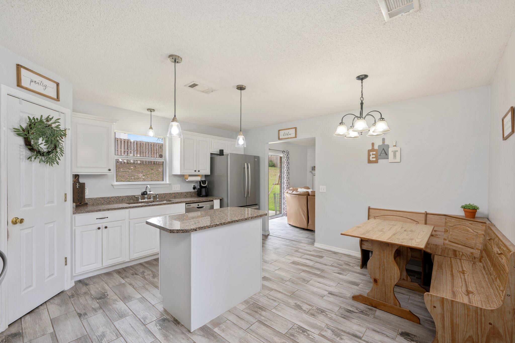 NORTHVIEW ESTATES 7TH ADDN - Residential