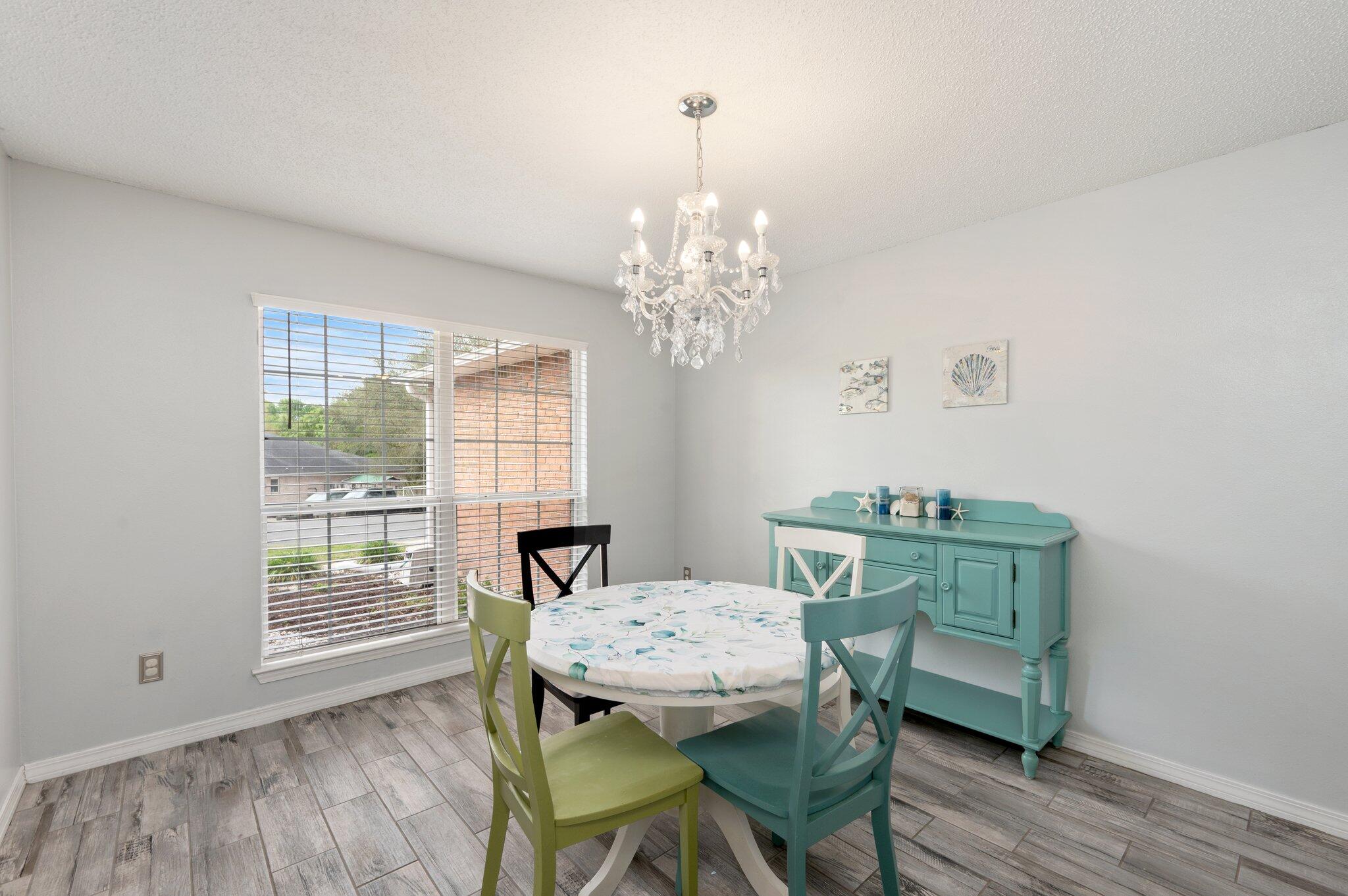 NORTHVIEW ESTATES 7TH ADDN - Residential