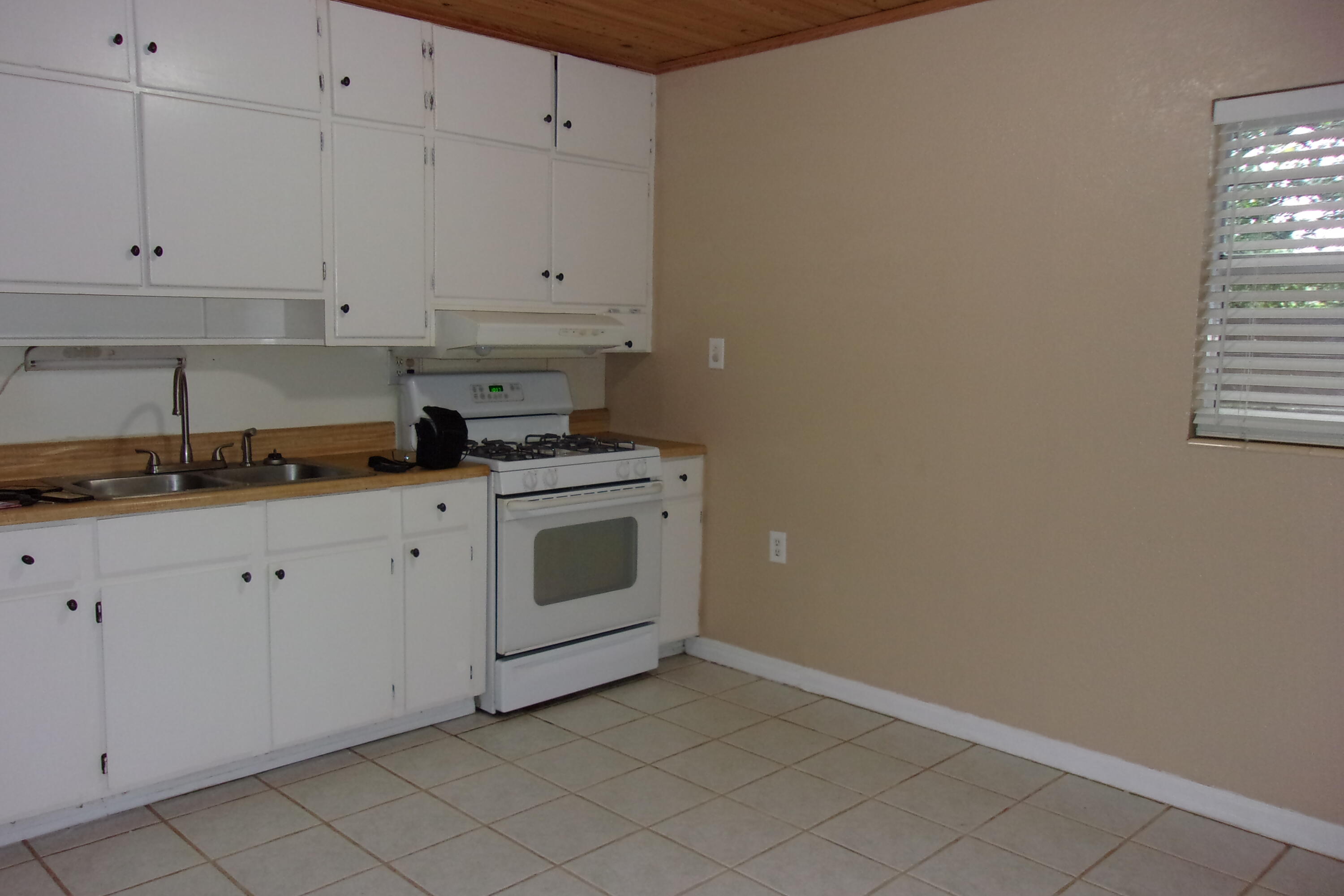 CRESTVIEW HEIGHTS - Residential