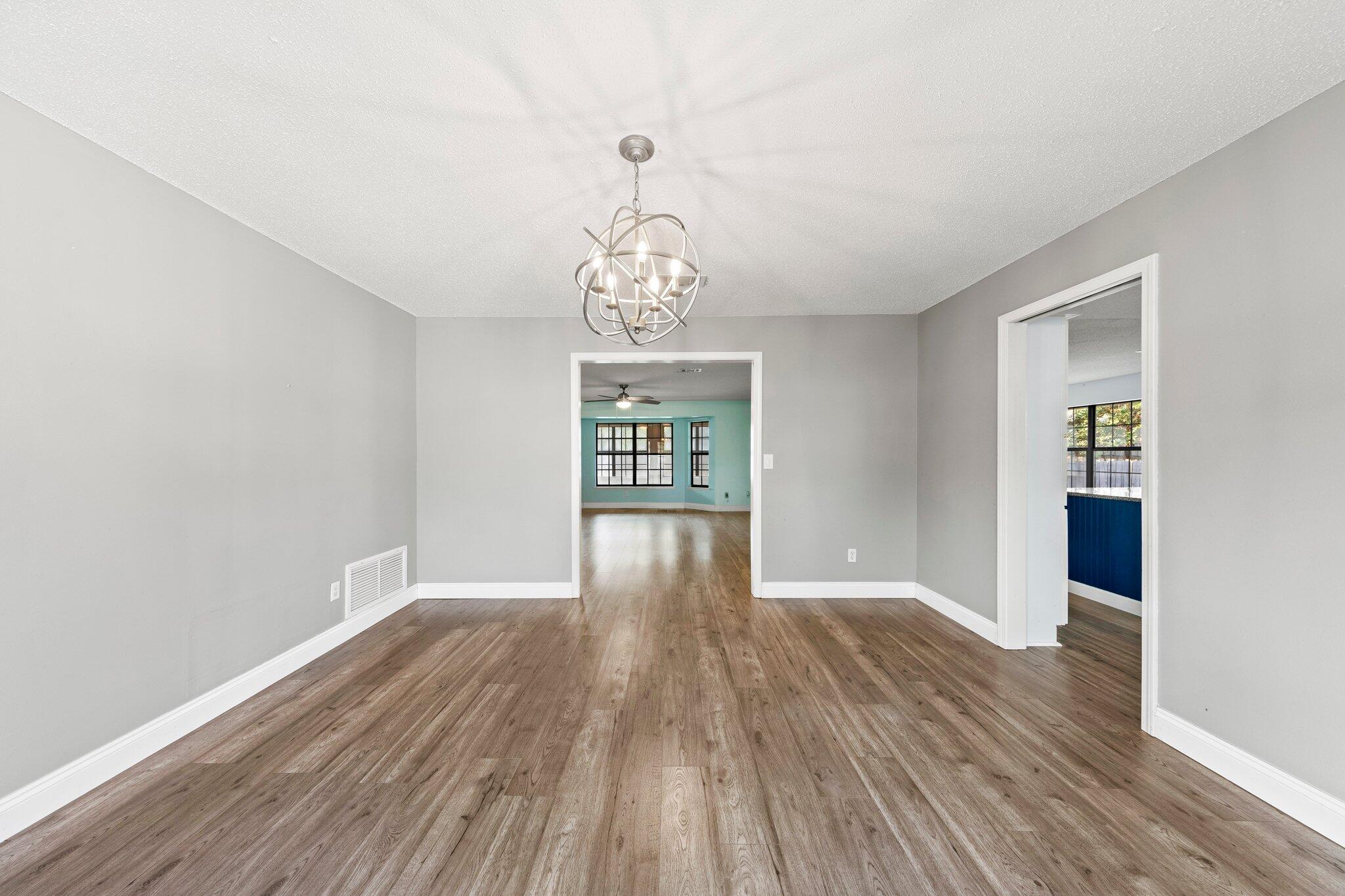 SANTA ROSA SHORES - Residential