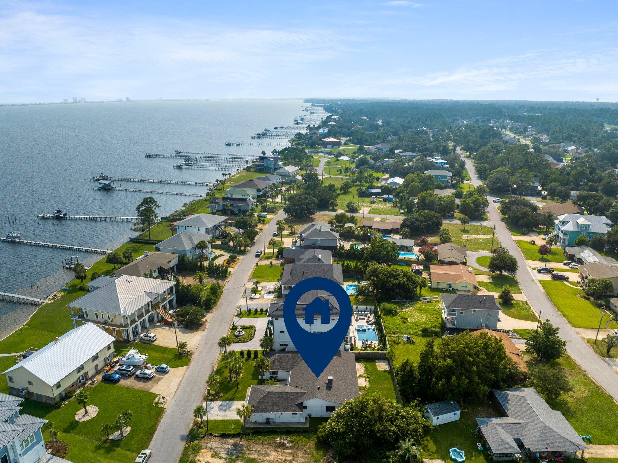 SANTA ROSA SHORES - Residential