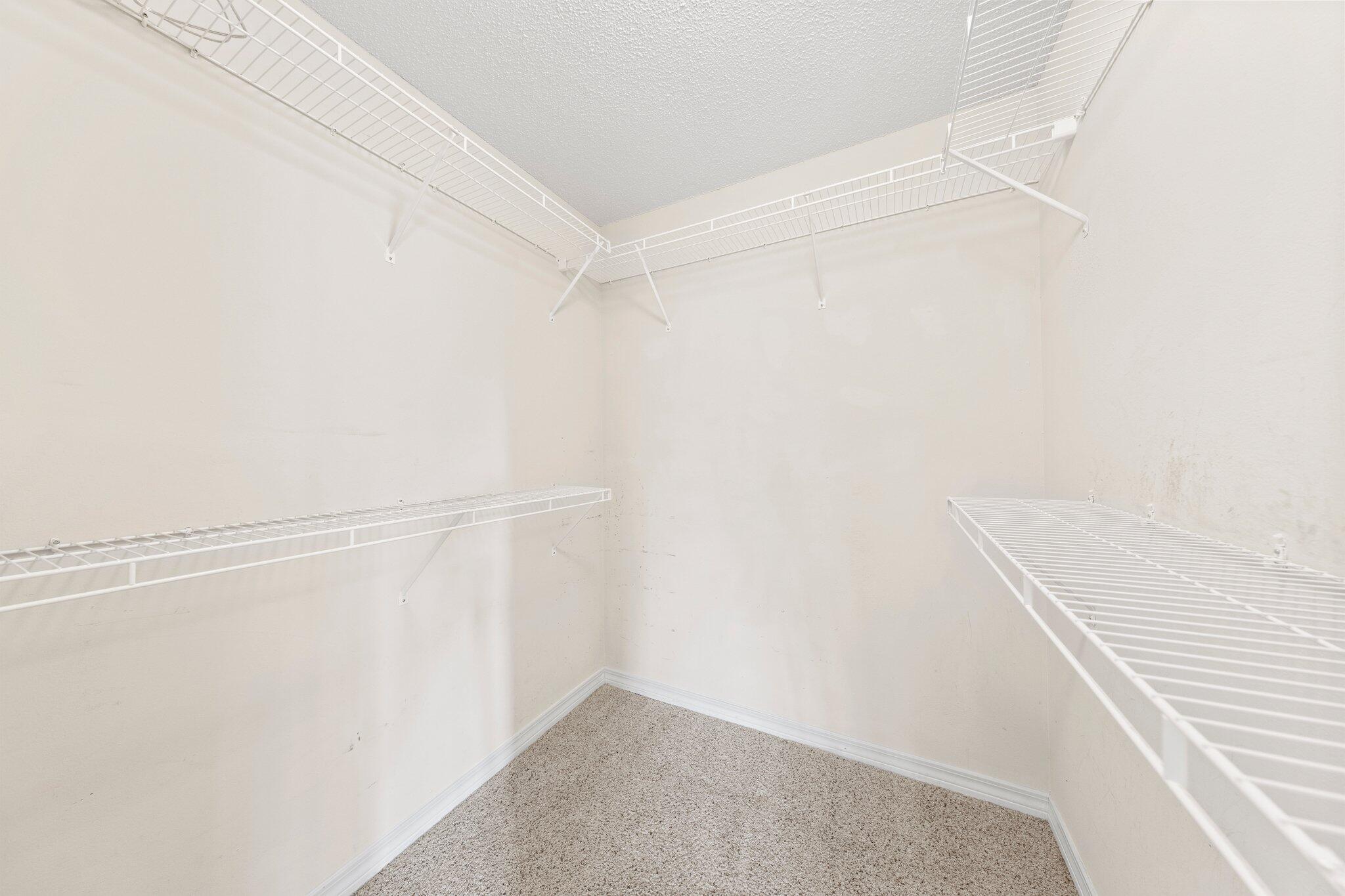 SANTA ROSA SHORES - Residential