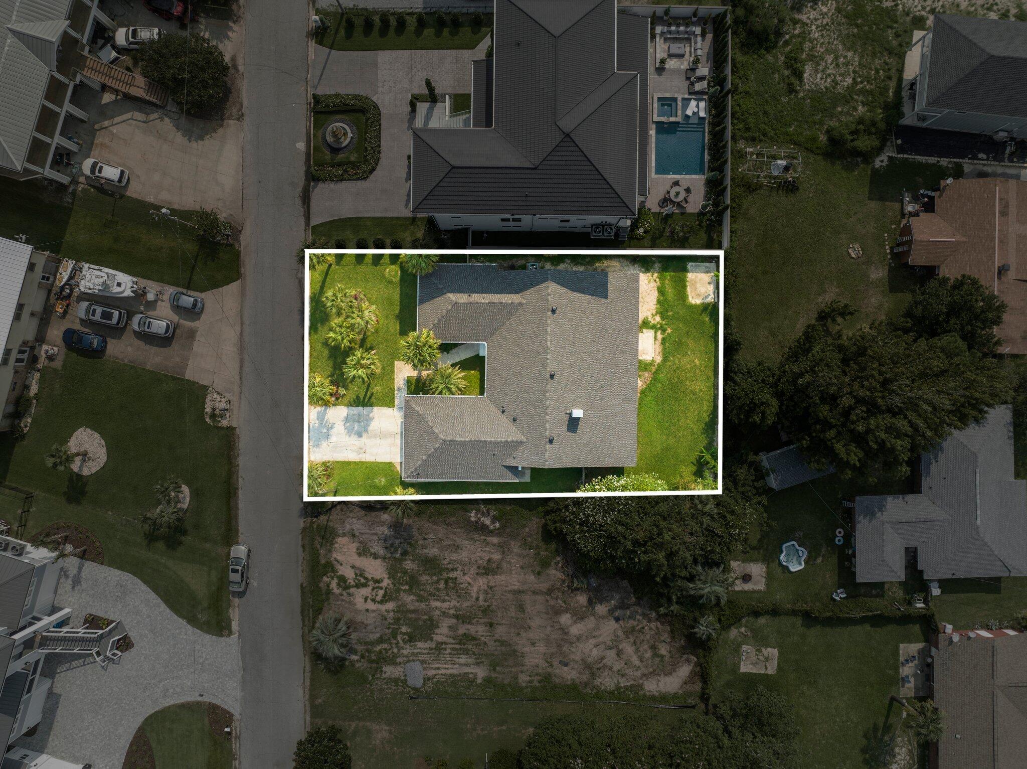 SANTA ROSA SHORES - Residential