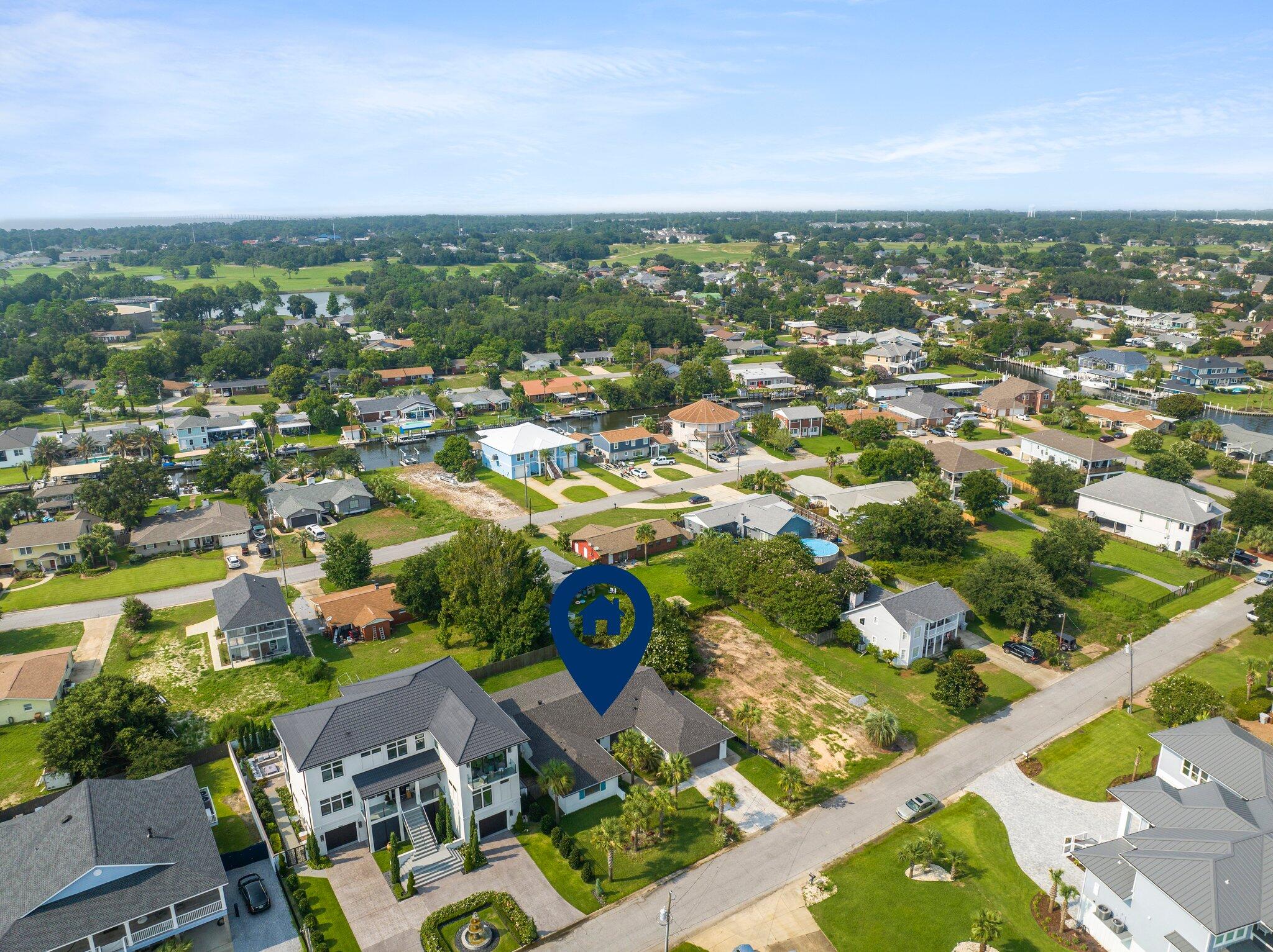 SANTA ROSA SHORES - Residential