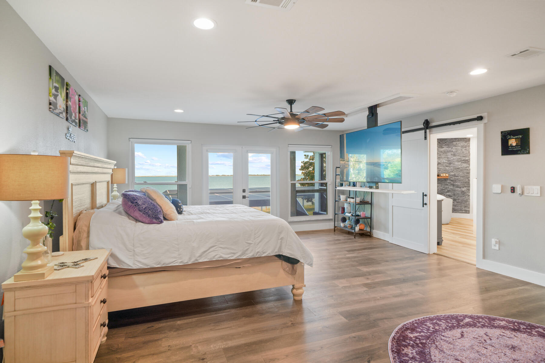 SOUTH RNG 25 WATER - Residential