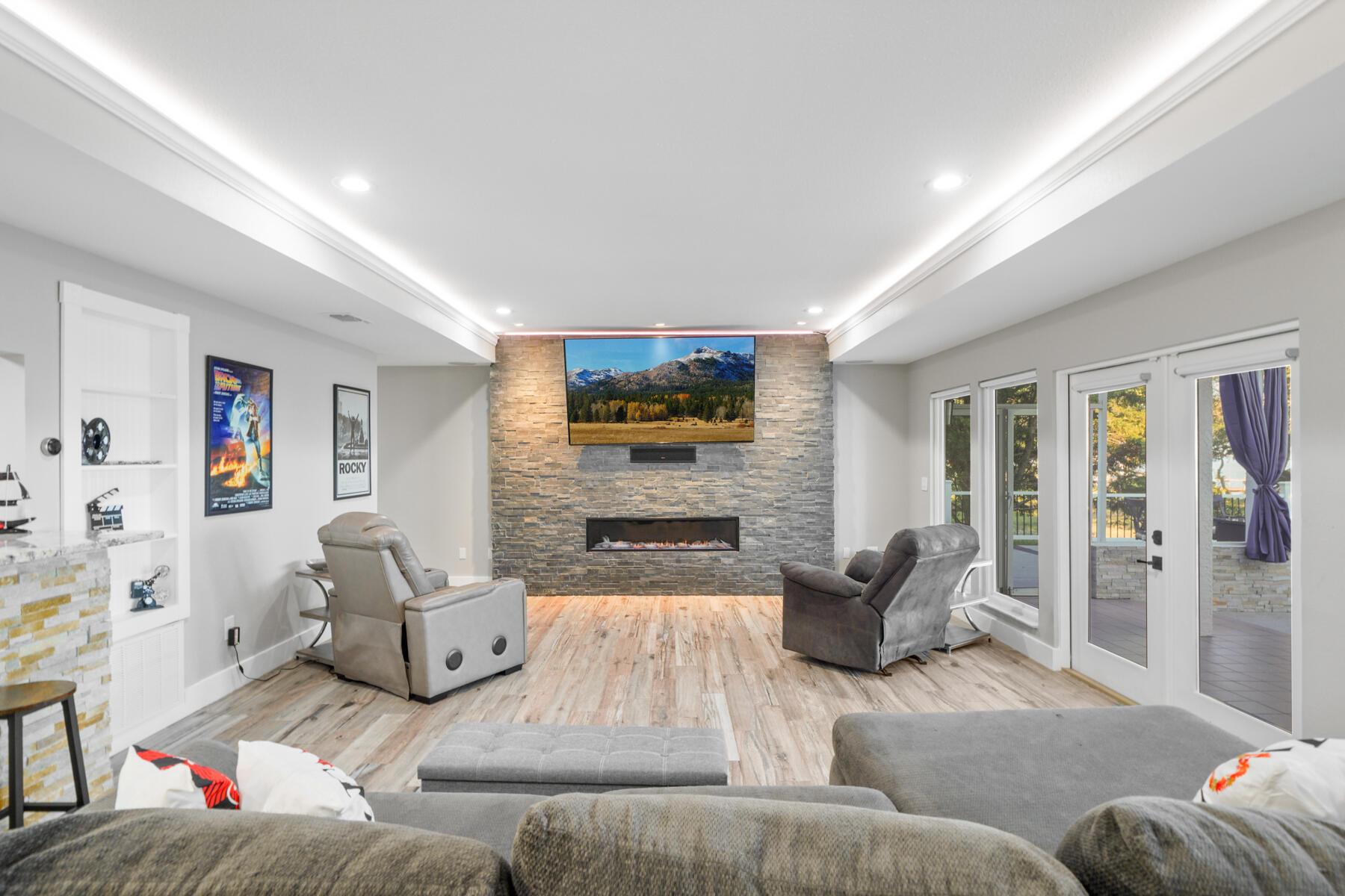 SOUTH RNG 25 WATER - Residential