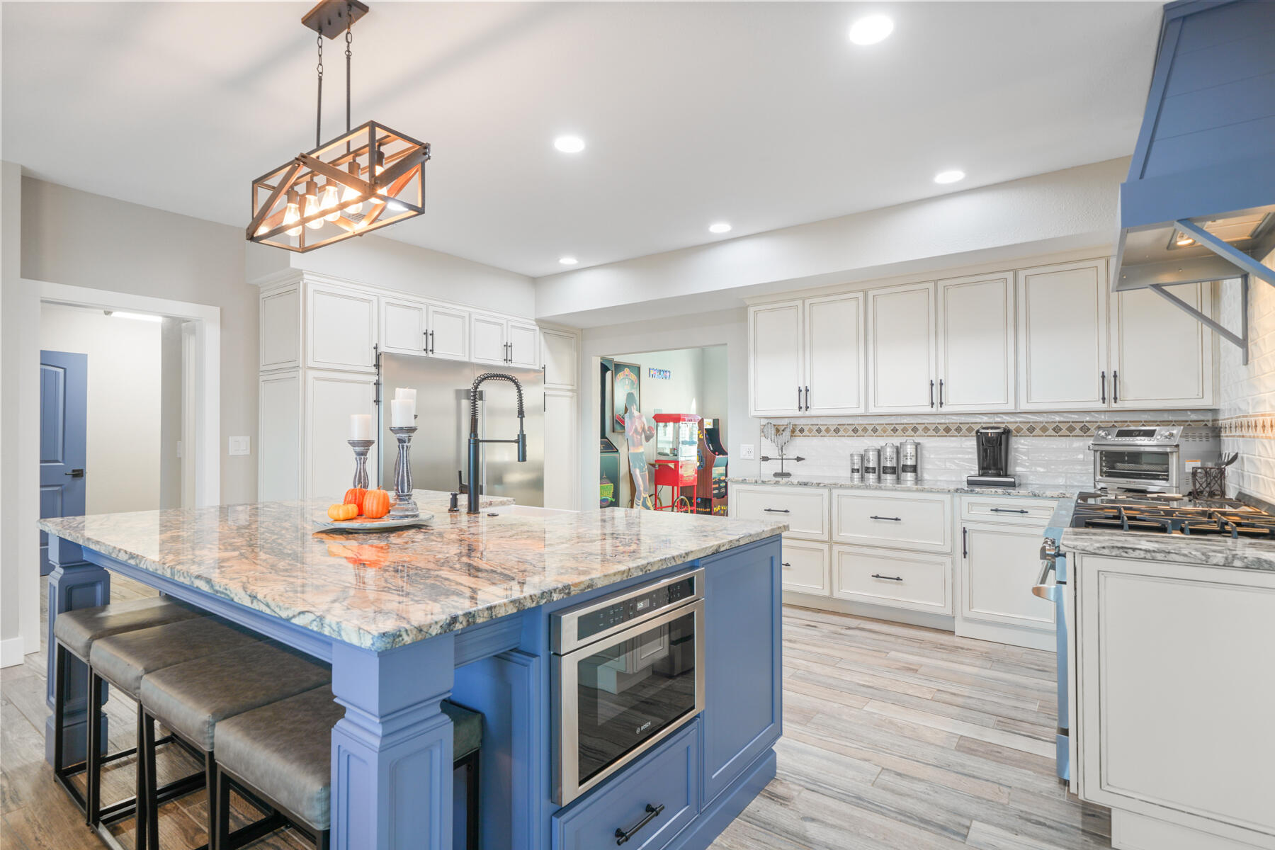 SOUTH RNG 25 WATER - Residential