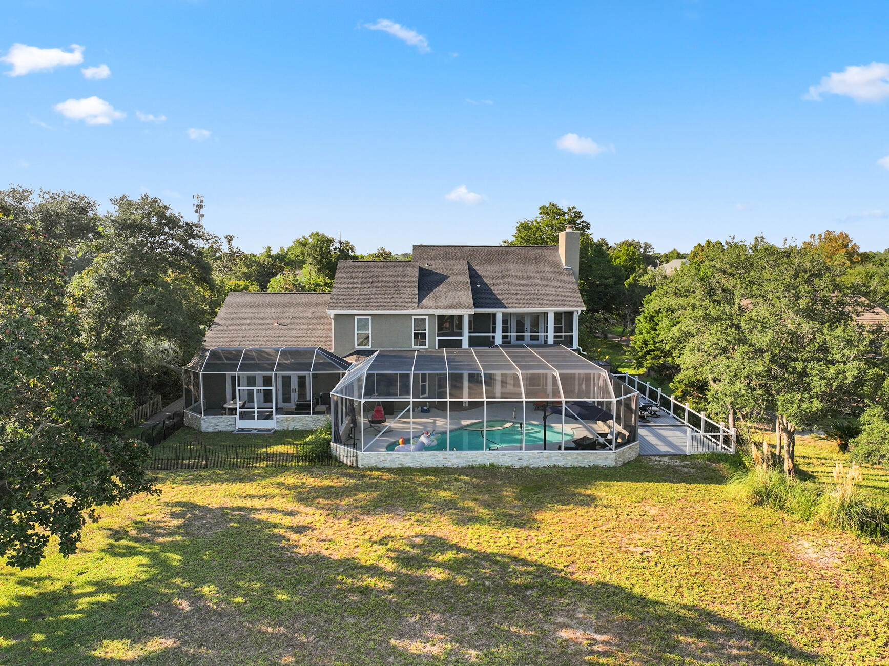 SOUTH RNG 25 WATER - Residential
