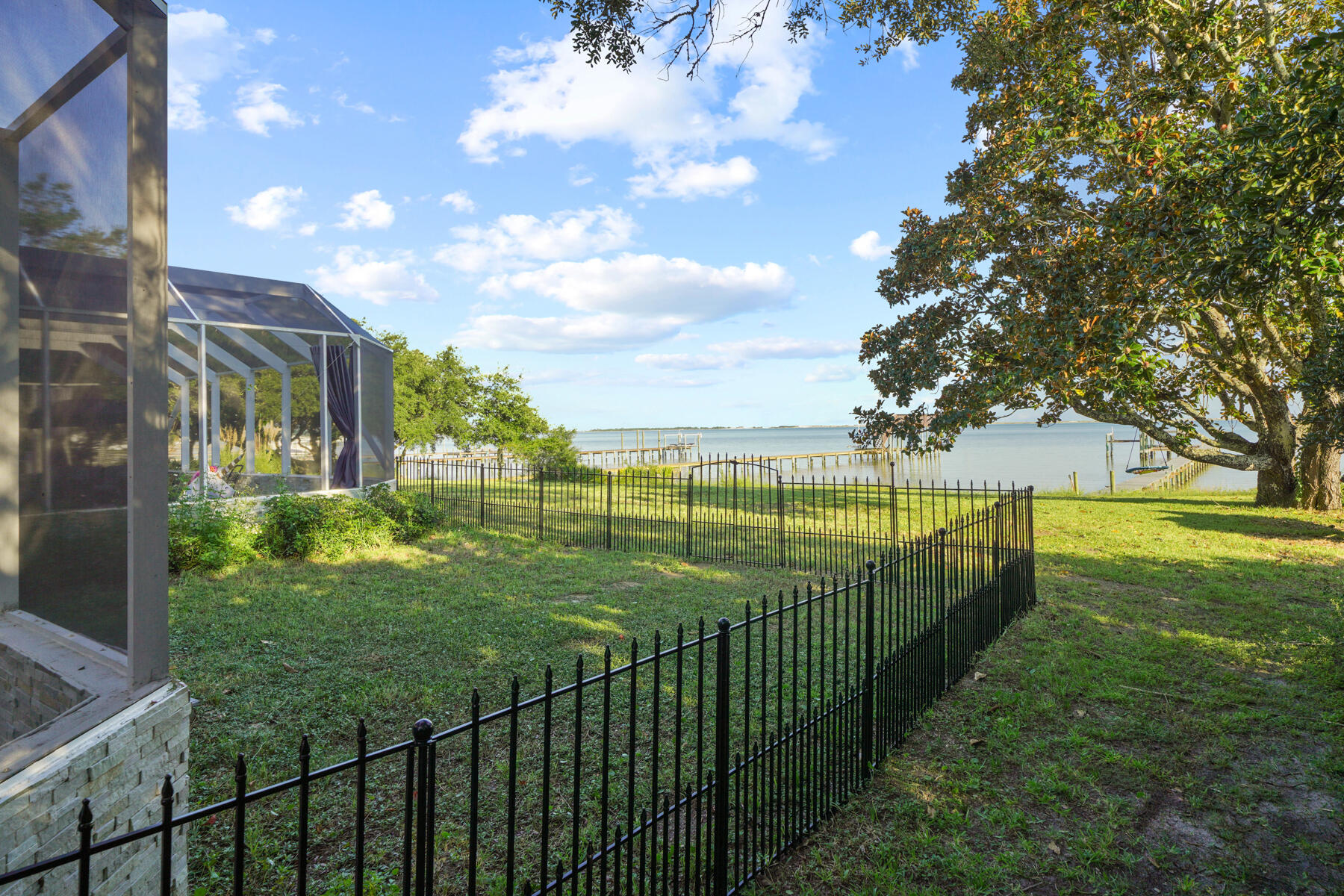 SOUTH RNG 25 WATER - Residential