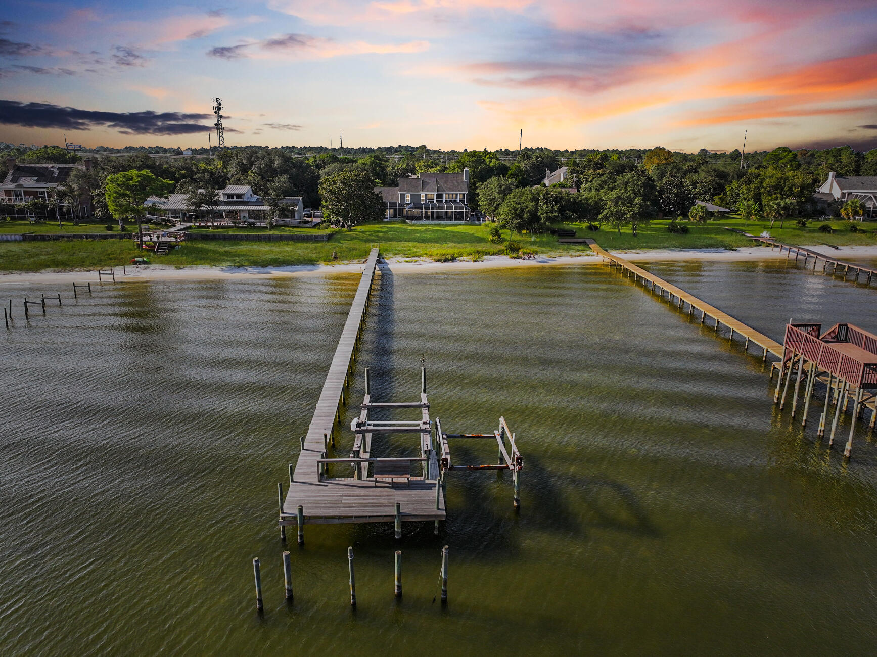 SOUTH RNG 25 WATER - Residential