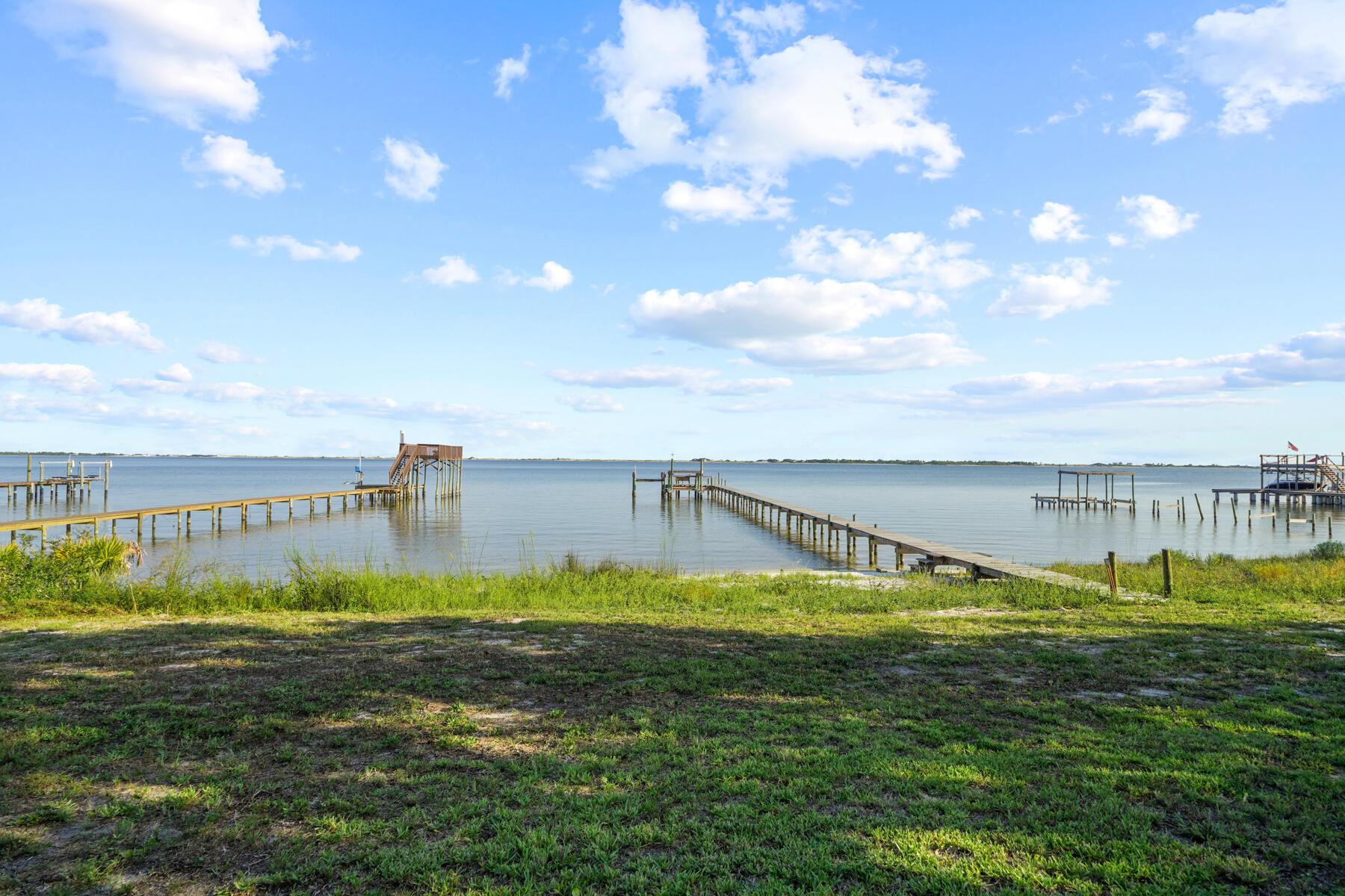 SOUTH RNG 25 WATER - Residential