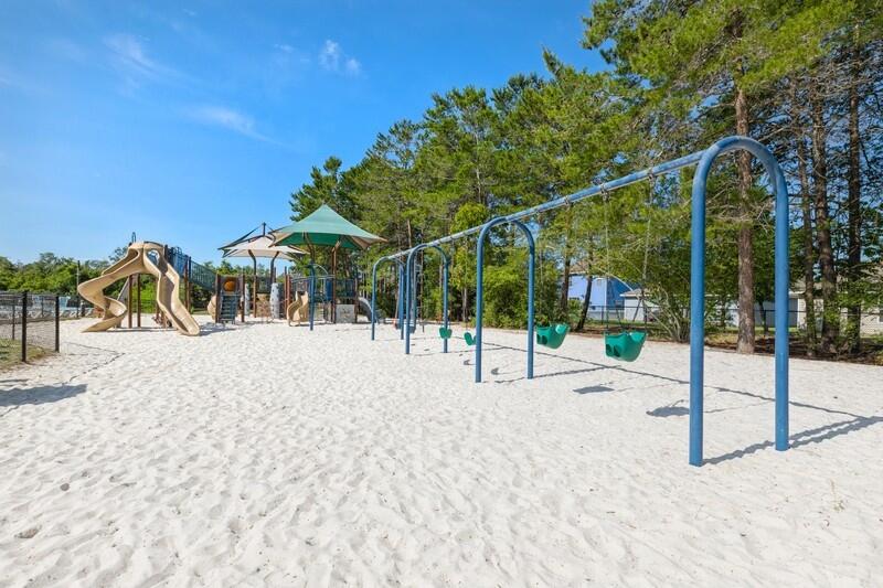 HAMMOCK BAY - Residential